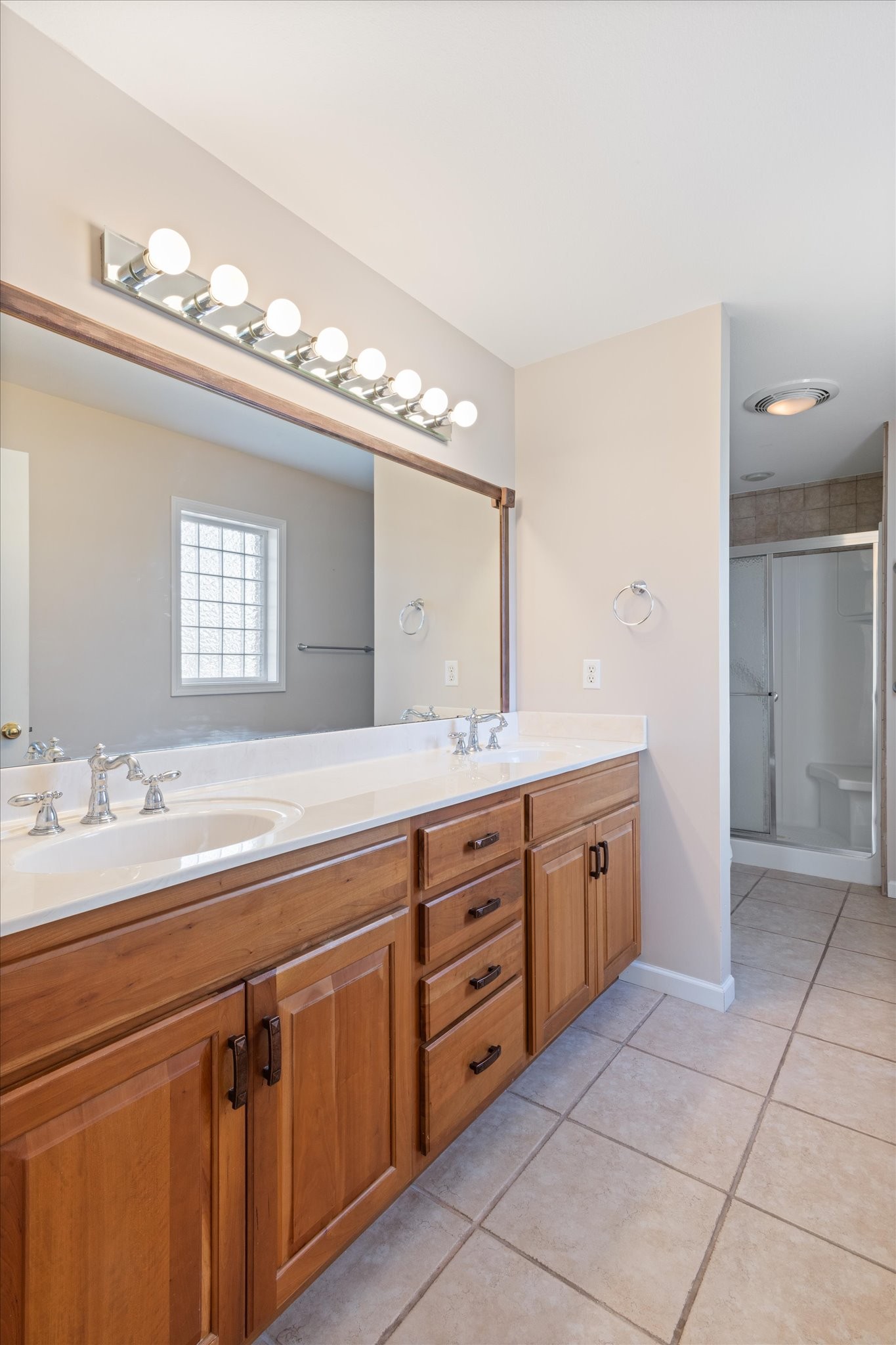 115 Deer Run Cir