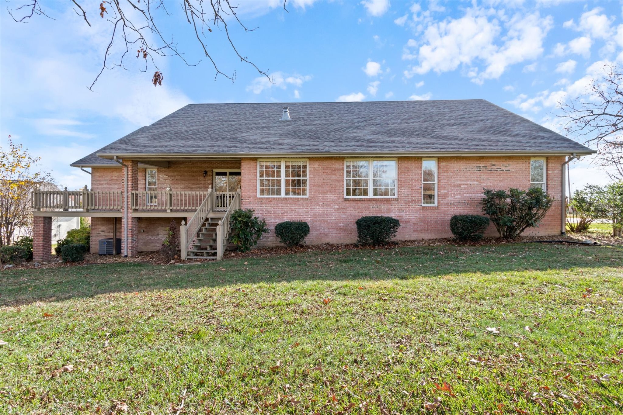 115 Deer Run Cir