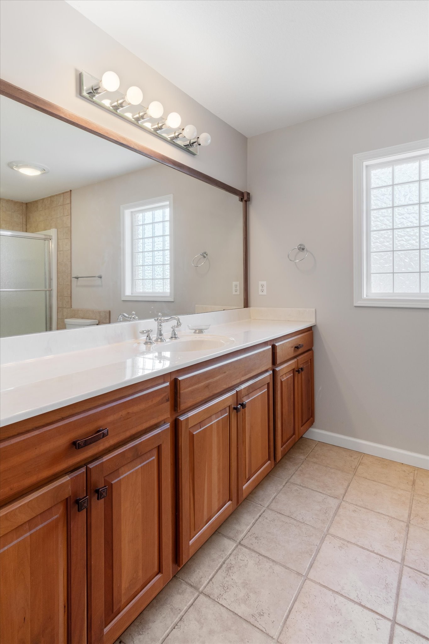 115 Deer Run Cir
