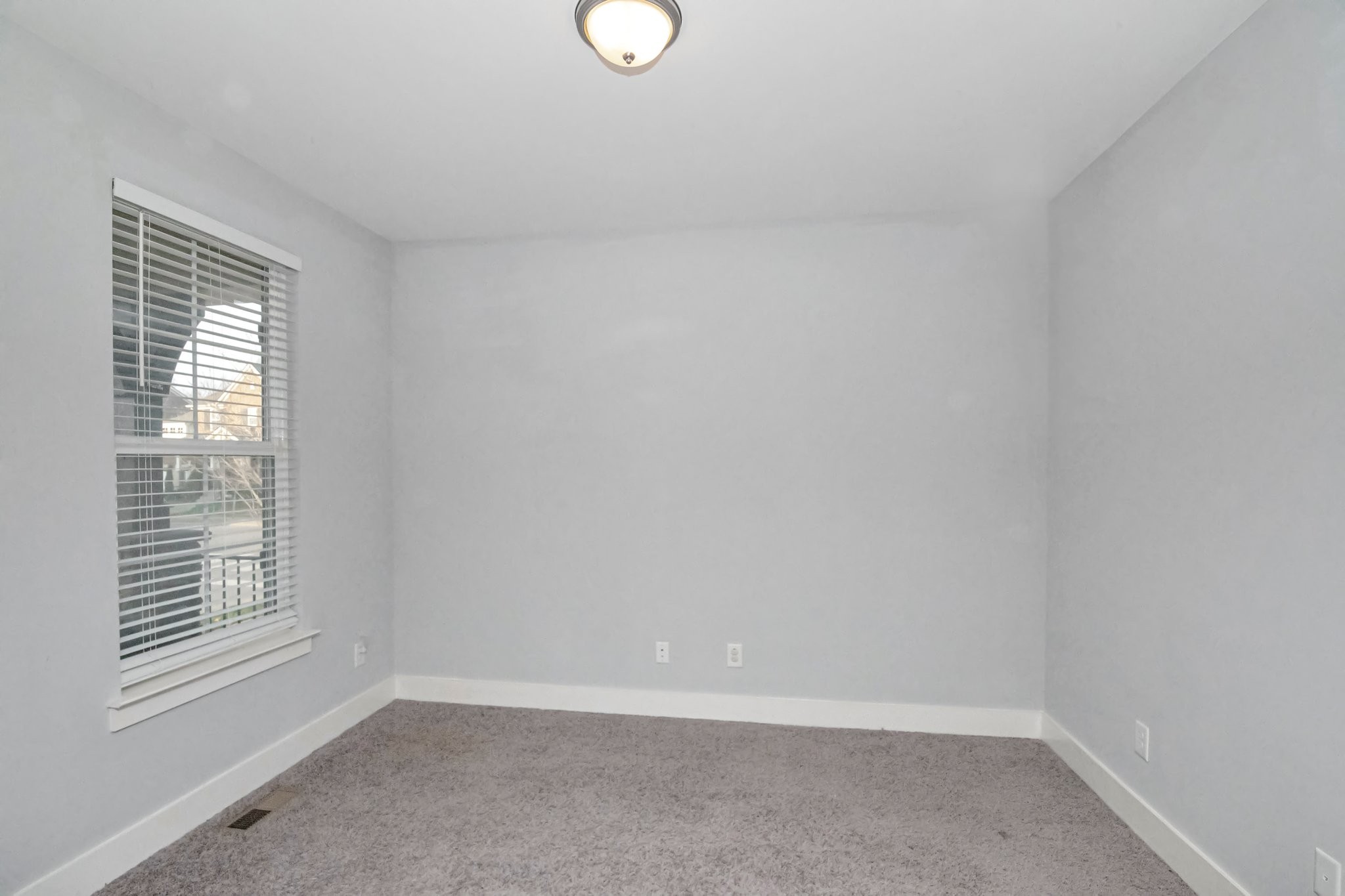 63 Truman Rd, E