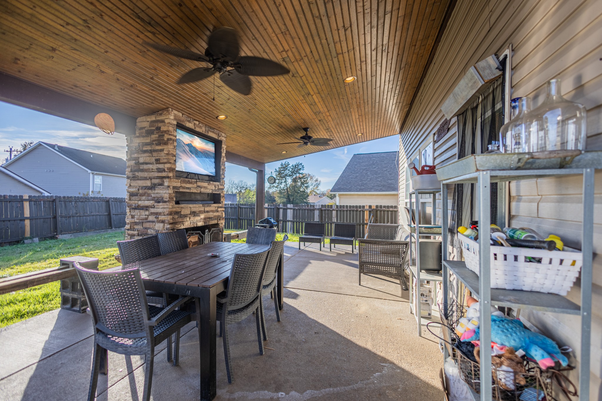 3612 Coles Branch Dr