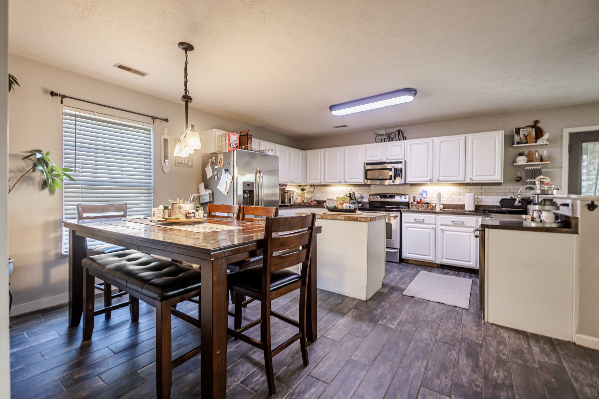 3612 Coles Branch Dr