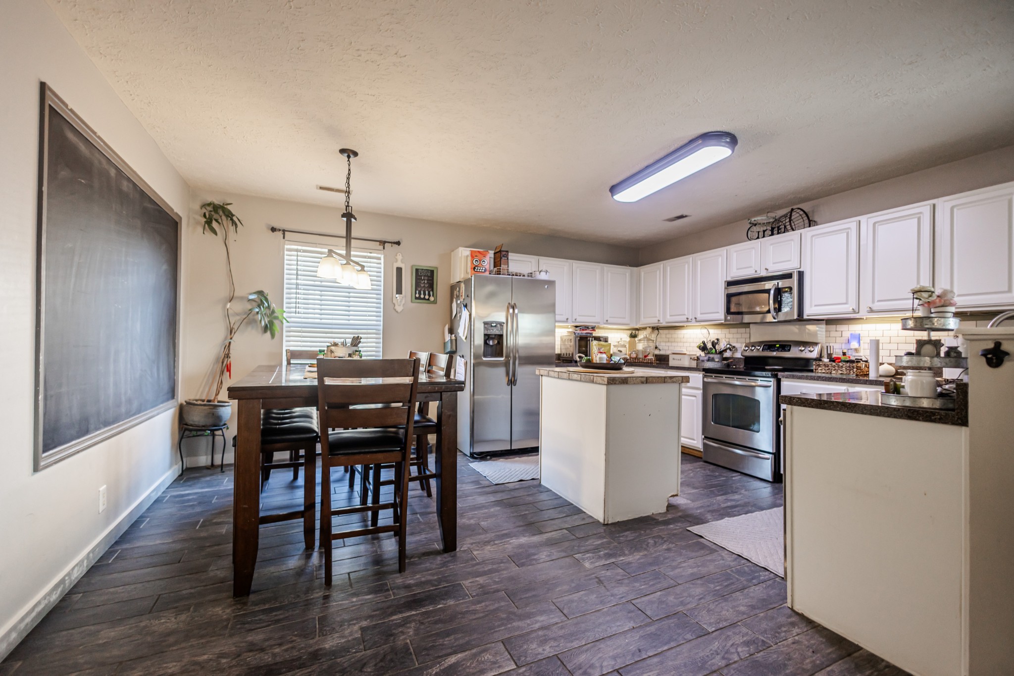 3612 Coles Branch Dr
