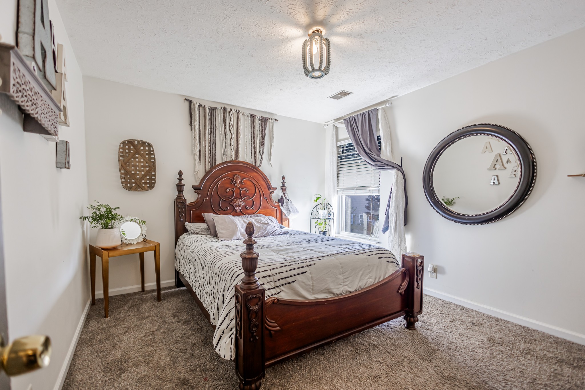 3612 Coles Branch Dr