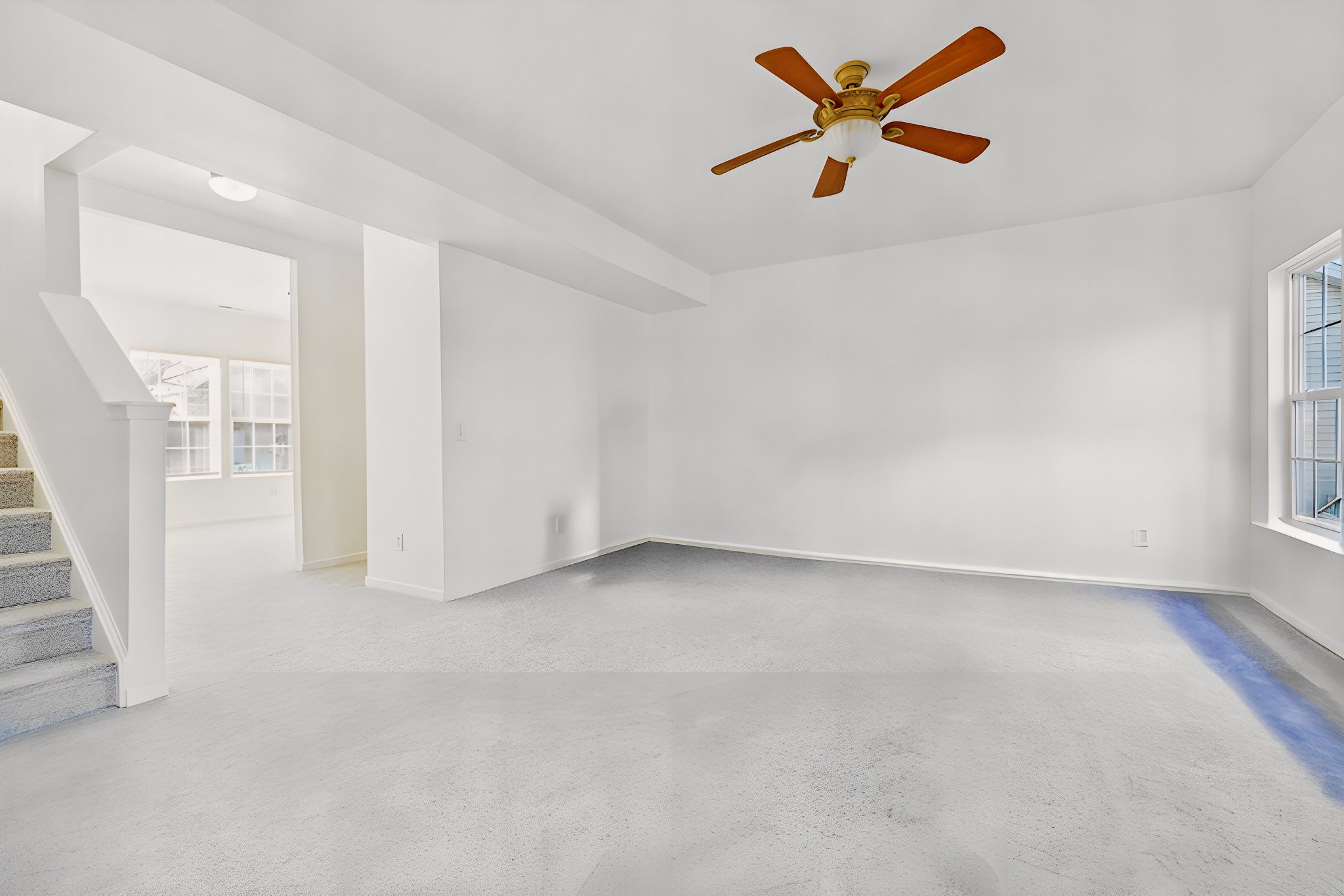 1020 Countess Ln