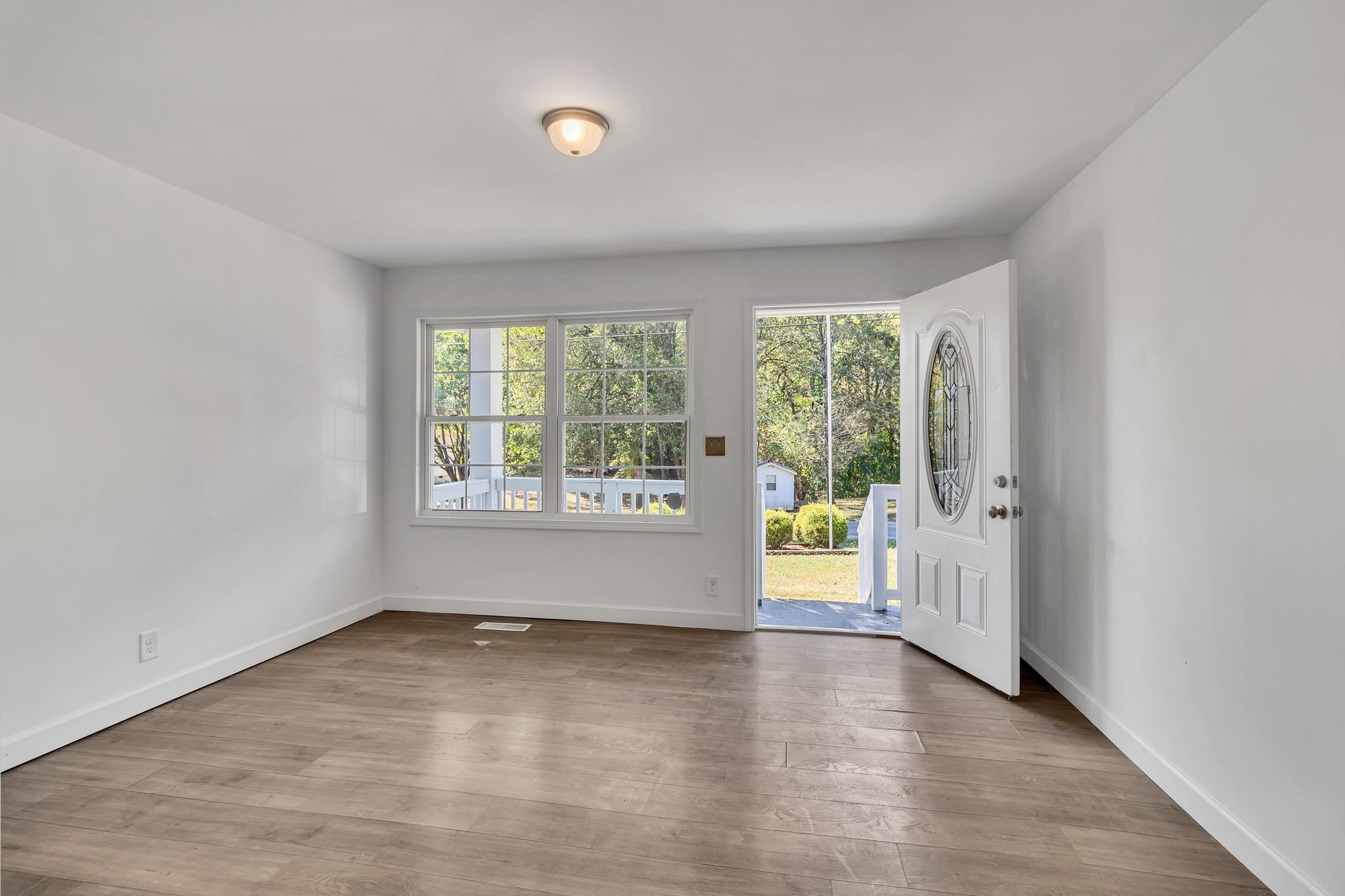 200 The Loop Cir