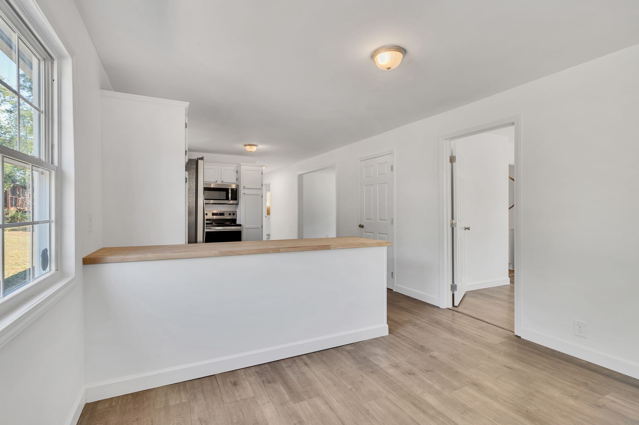 200 The Loop Cir