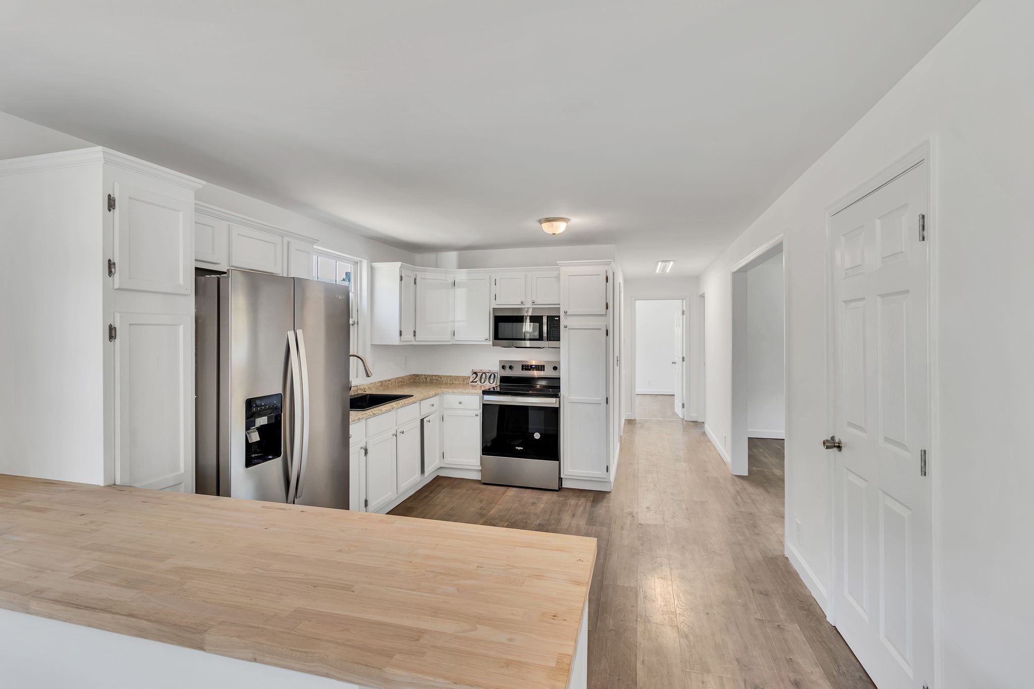 200 The Loop Cir