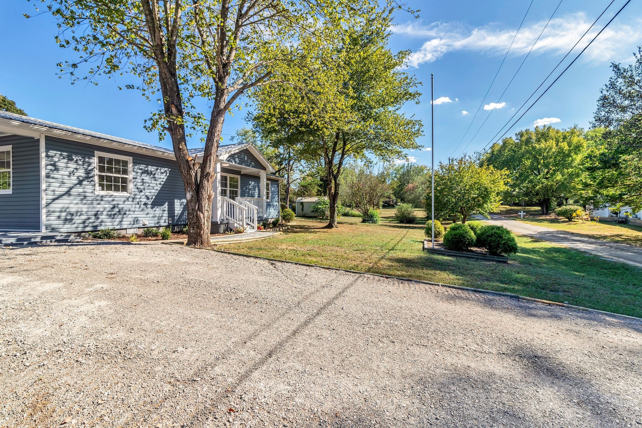 200 The Loop Cir