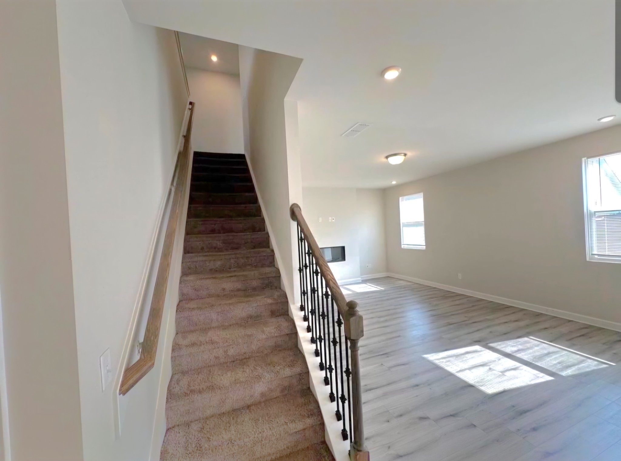 319 Canonbury Way