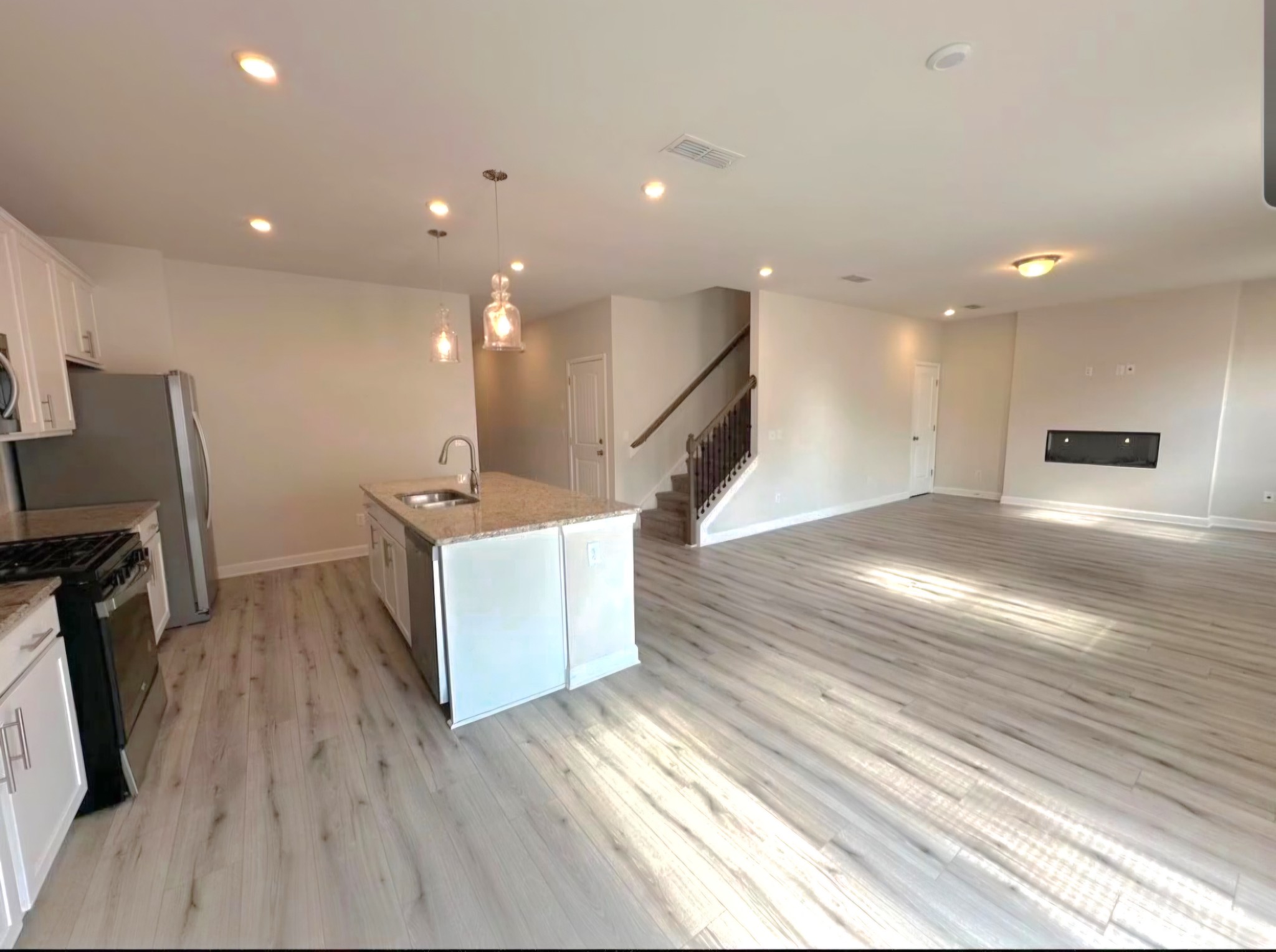 319 Canonbury Way