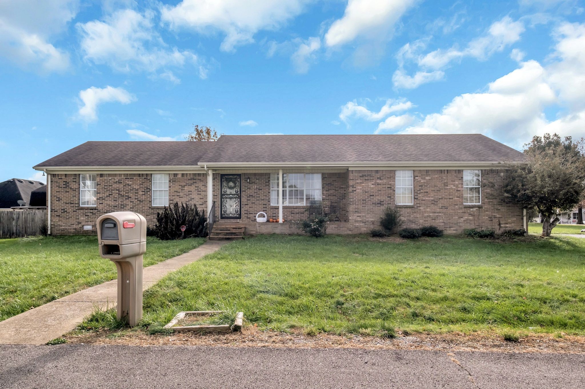 1911 Gettysburg Ln