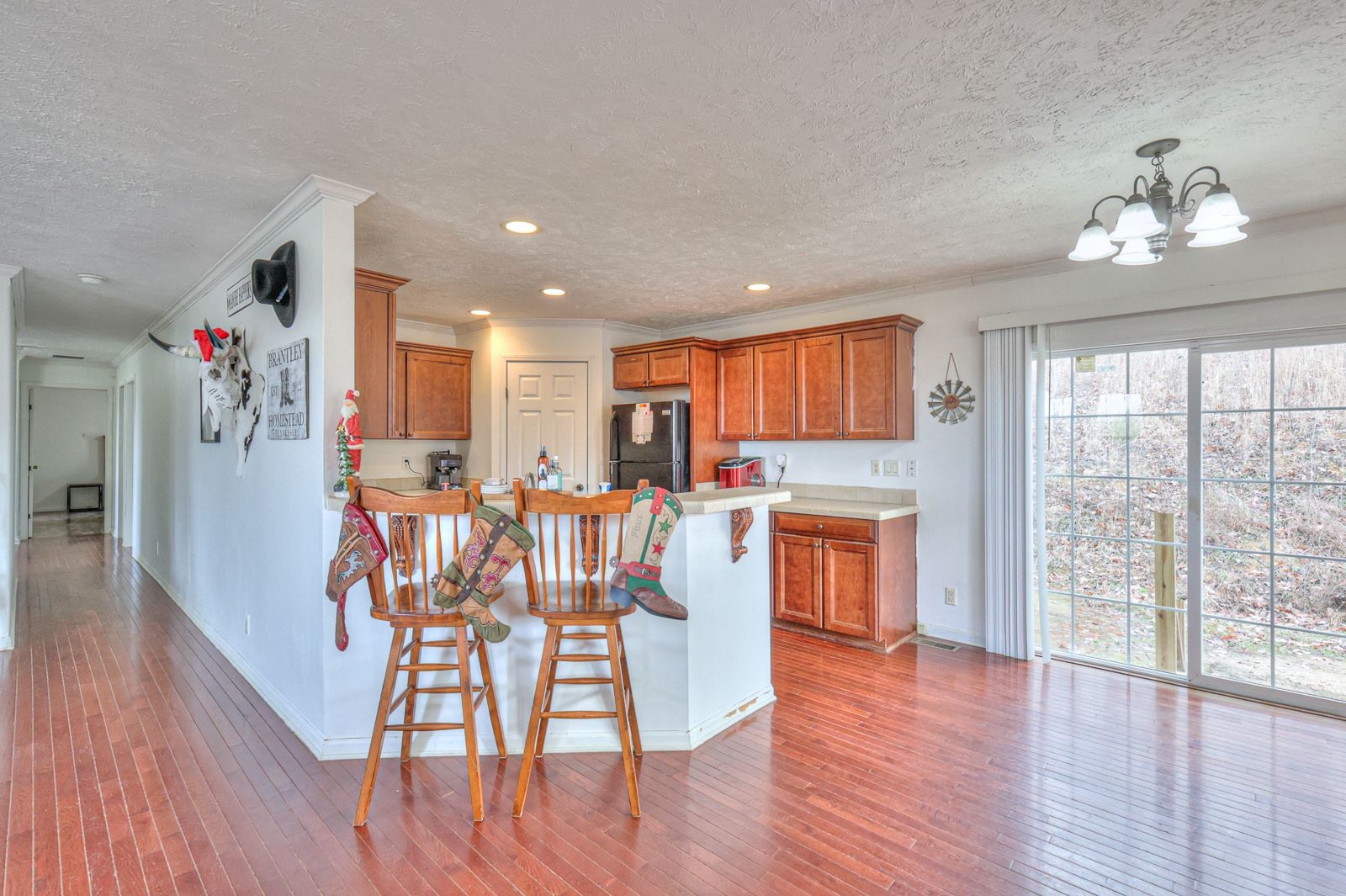 8285 Phillips Hollow Rd