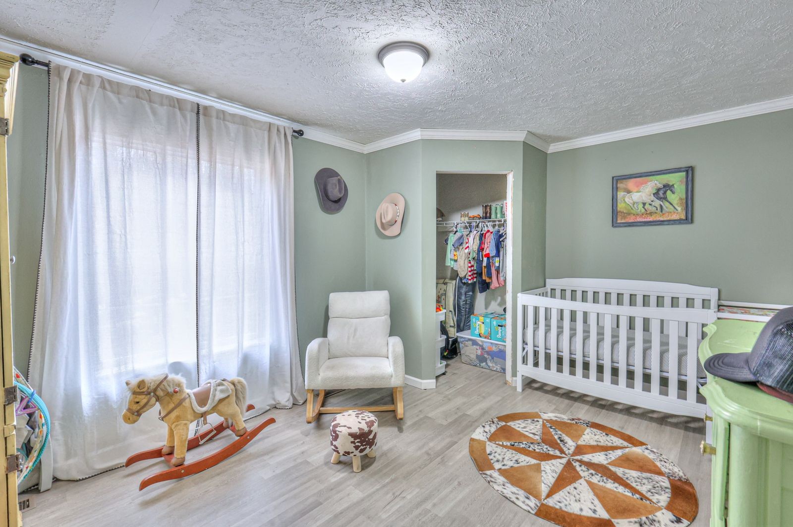 8285 Phillips Hollow Rd