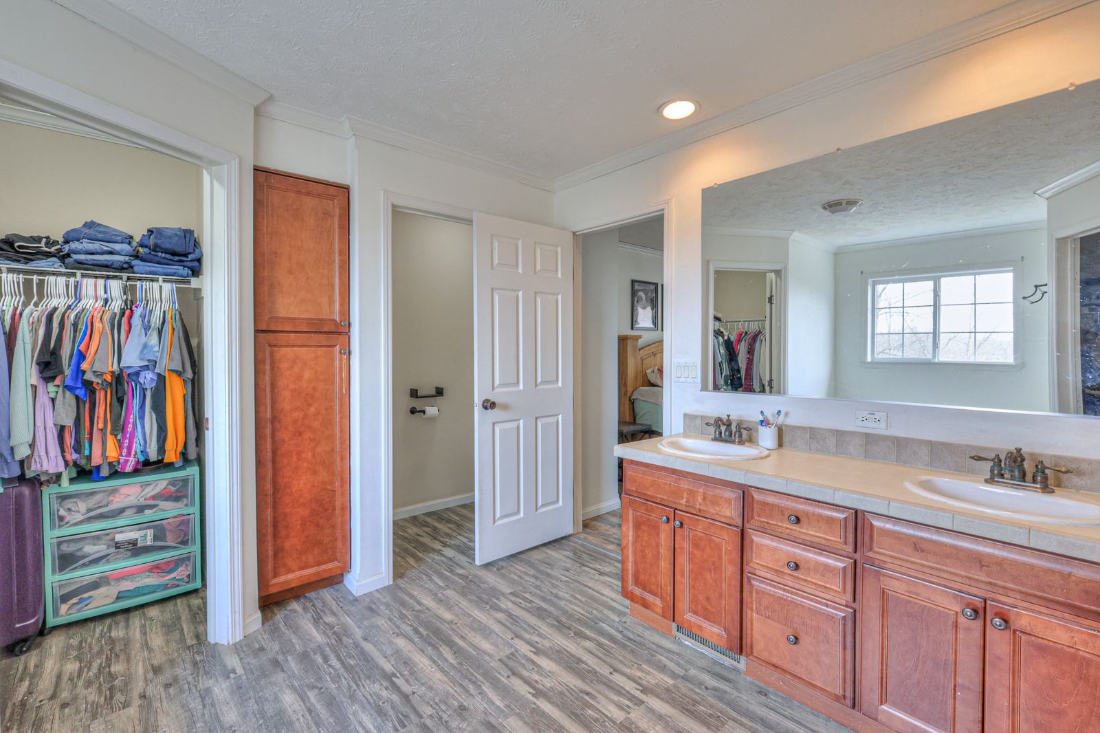8285 Phillips Hollow Rd