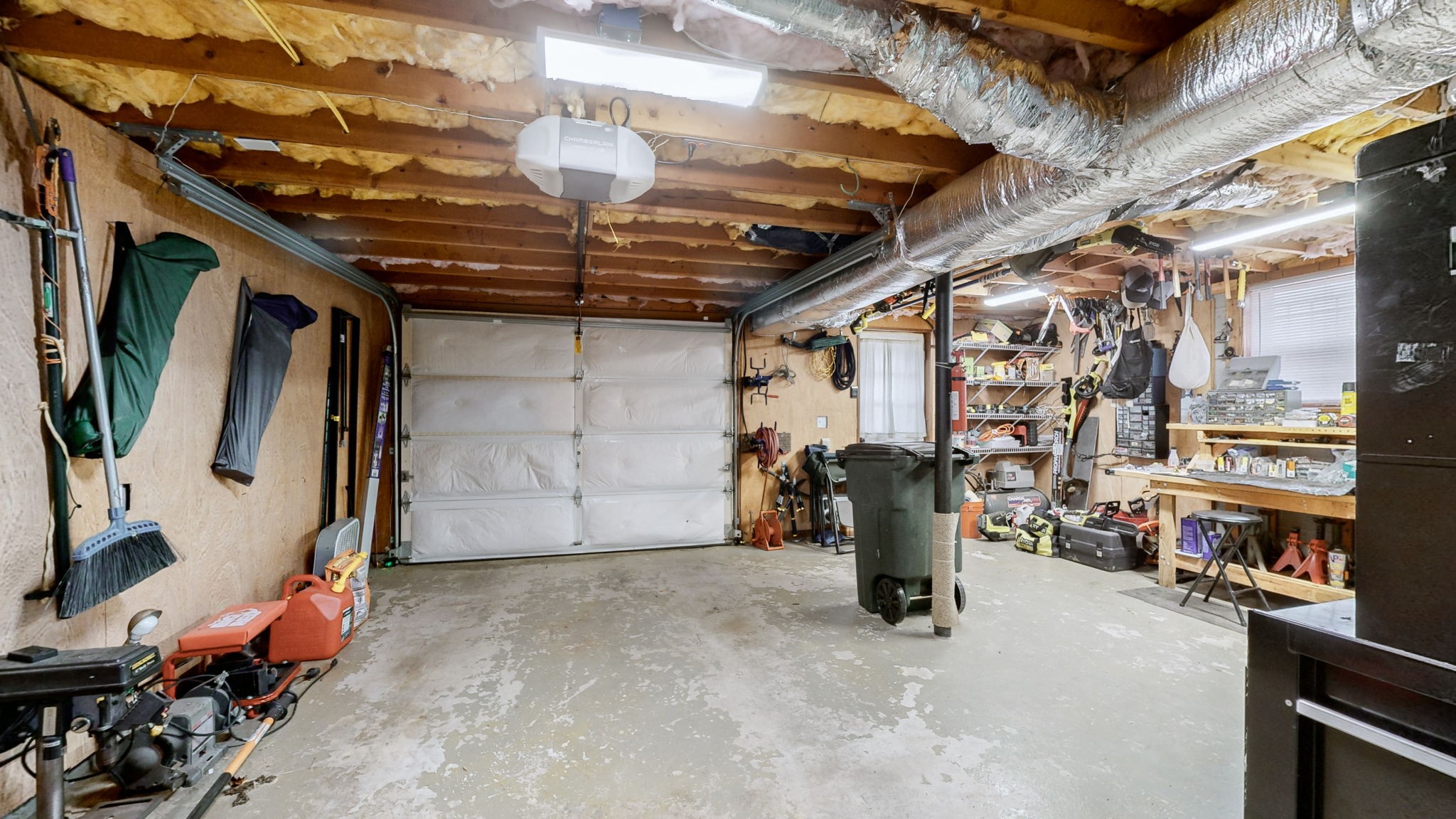 2195 Leeville Rd