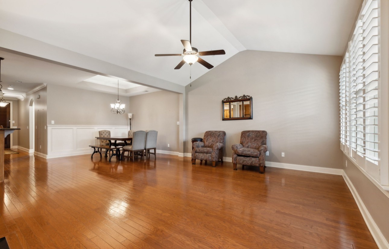 129 Village Cir