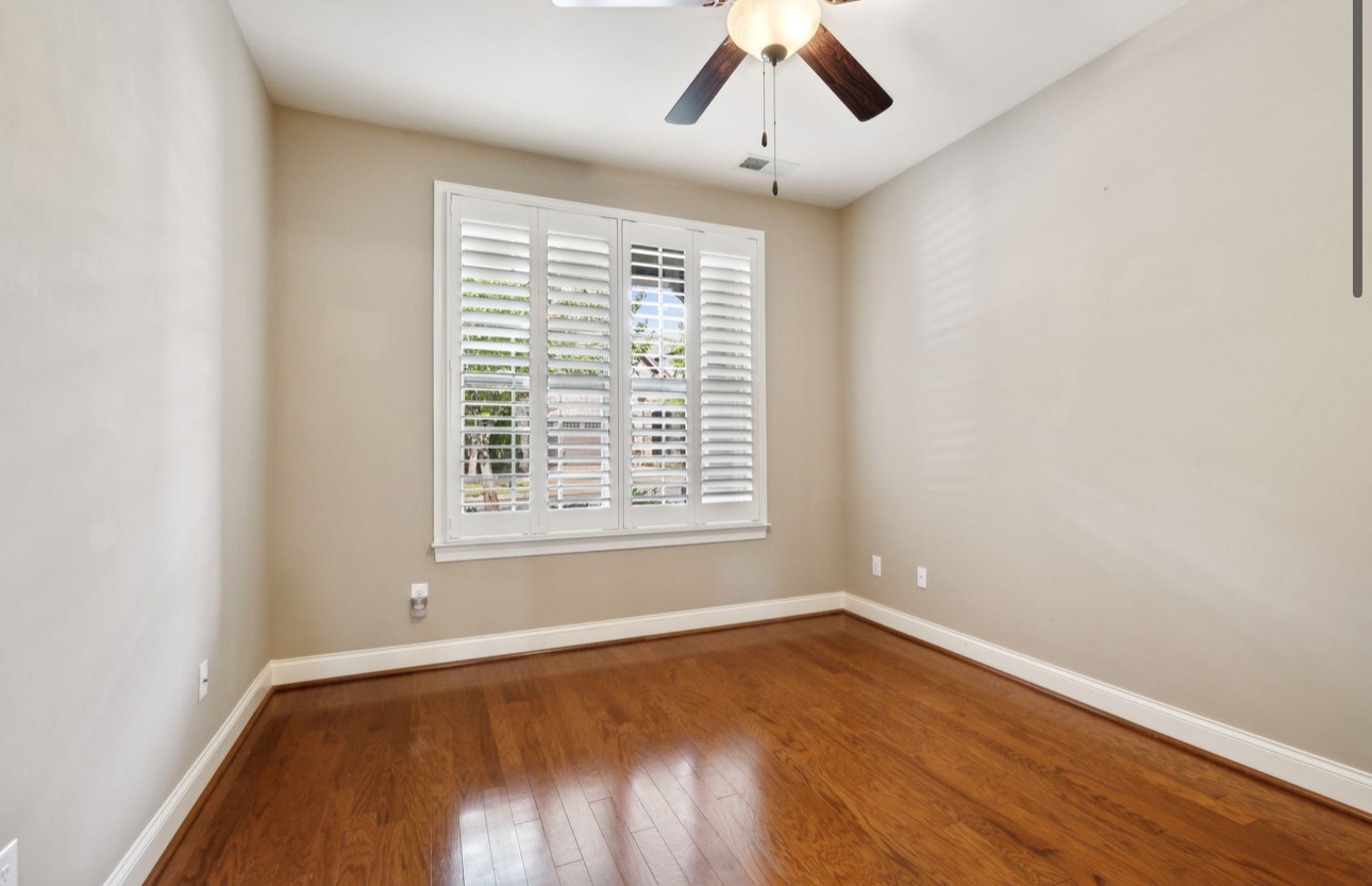 129 Village Cir