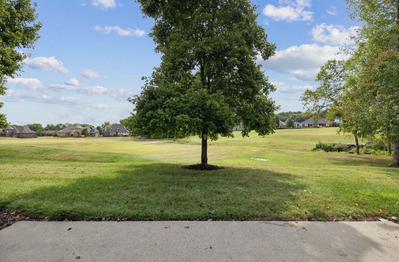 129 Village Cir