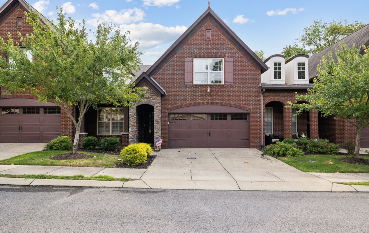 129 Village Cir