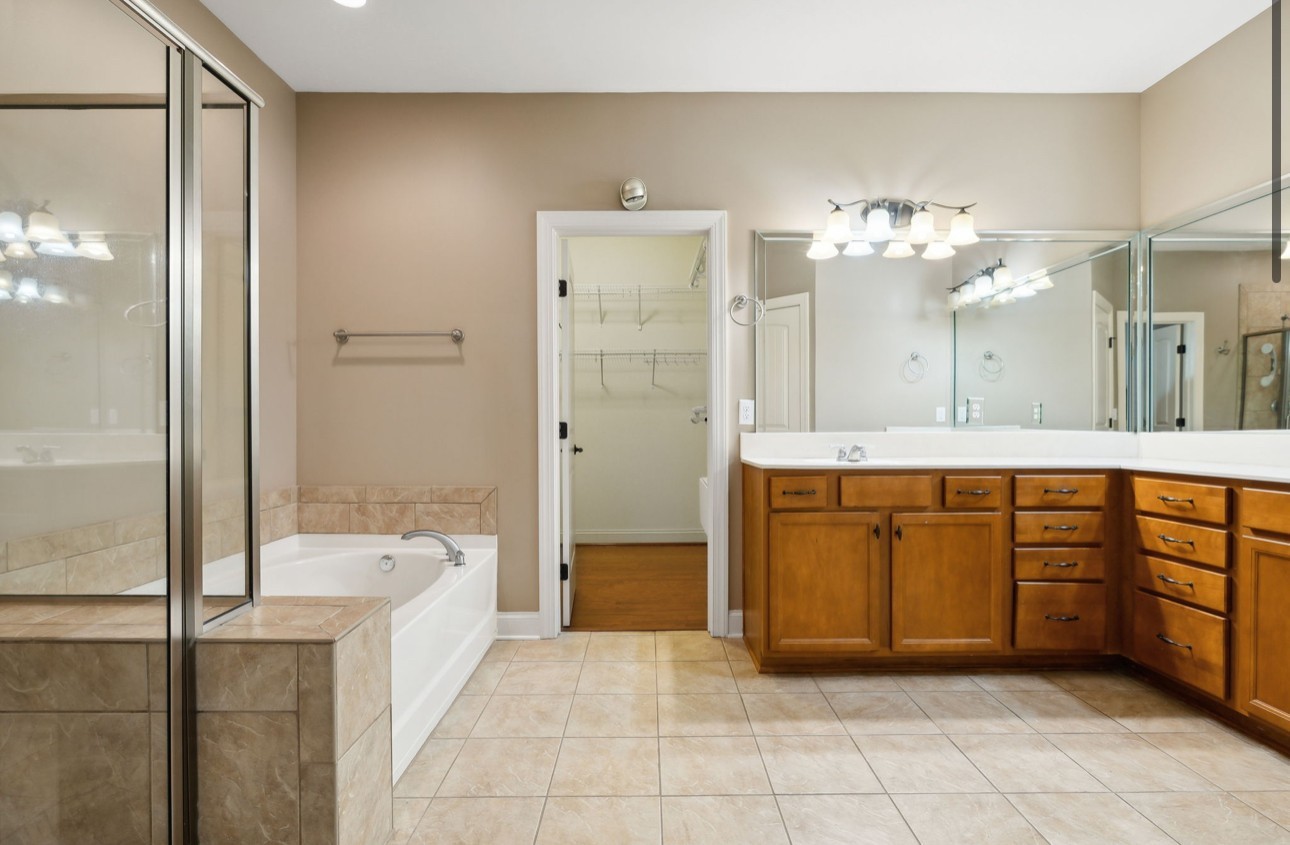 129 Village Cir