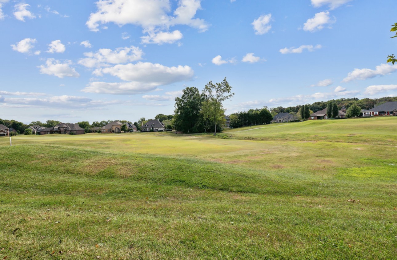 129 Village Cir