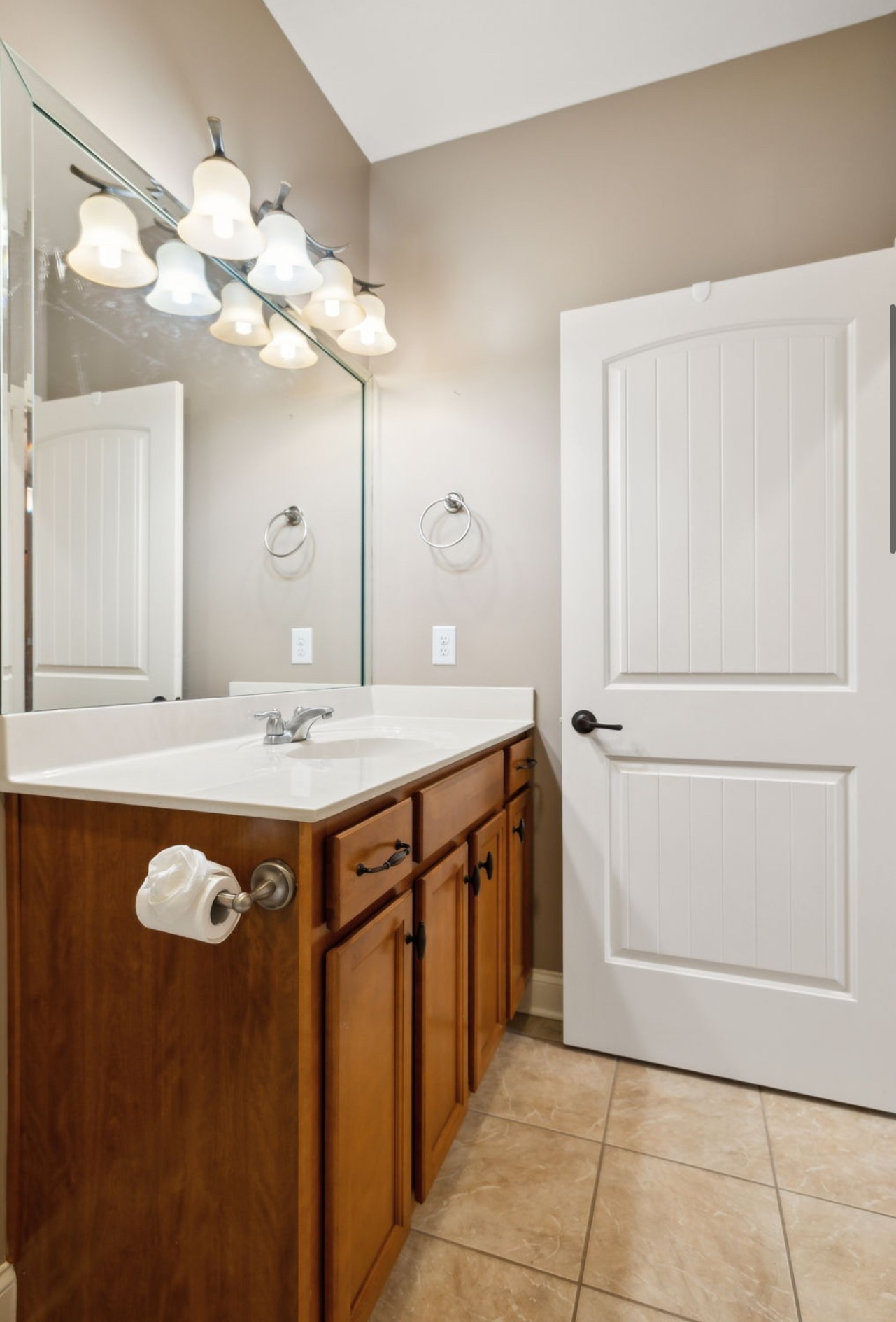 129 Village Cir