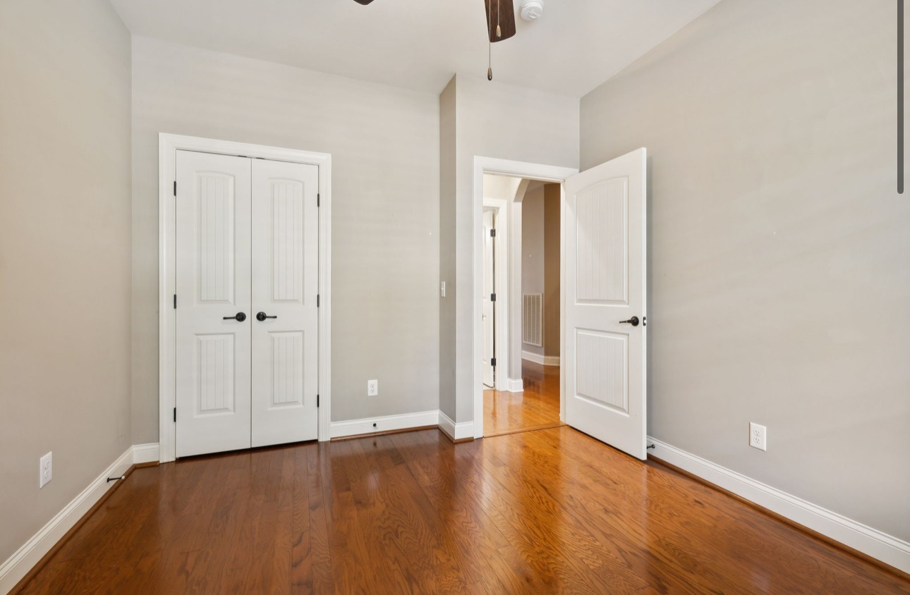 129 Village Cir