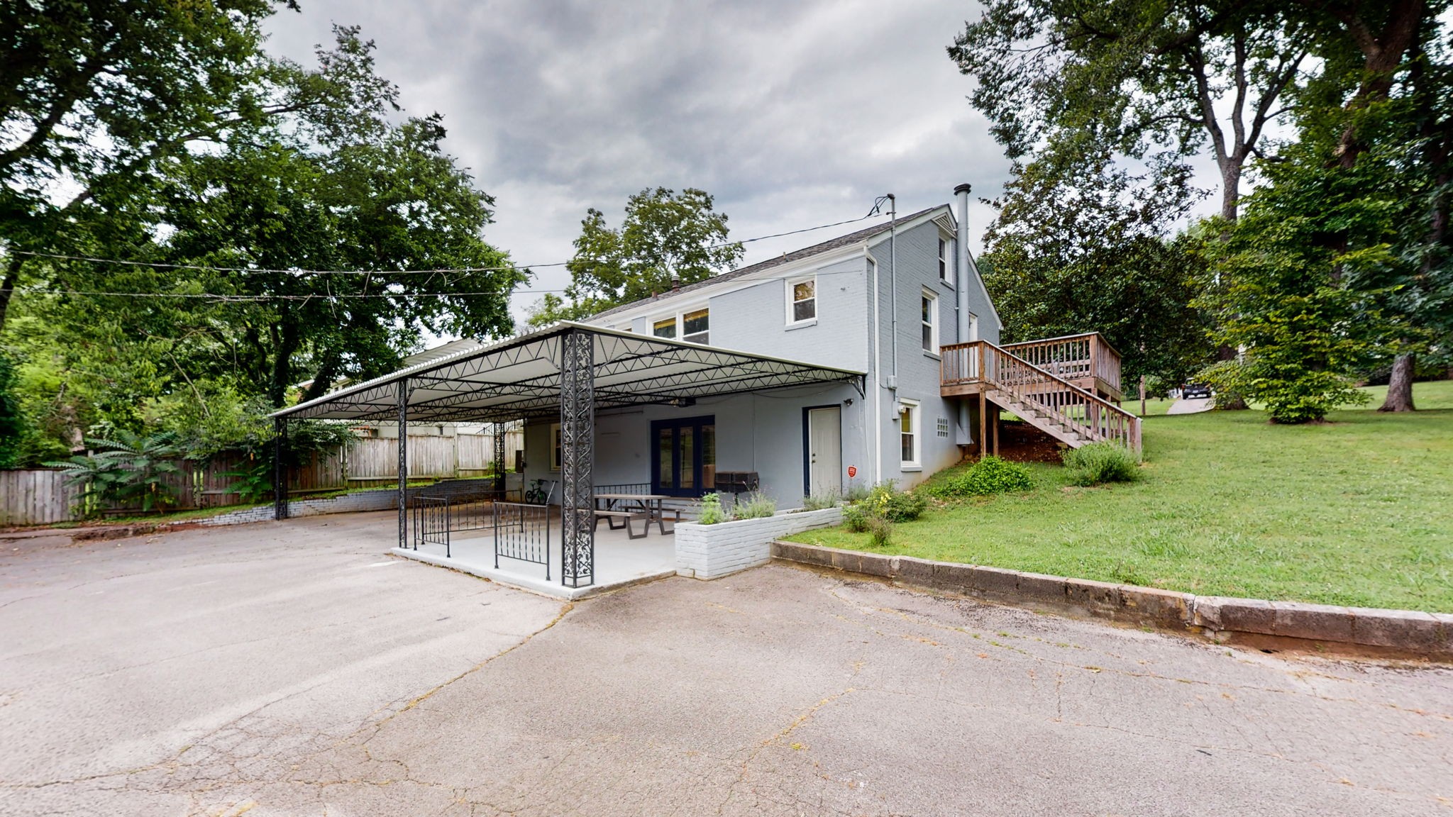 802 Kendall Dr