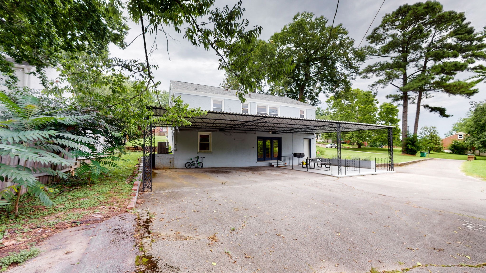 802 Kendall Dr