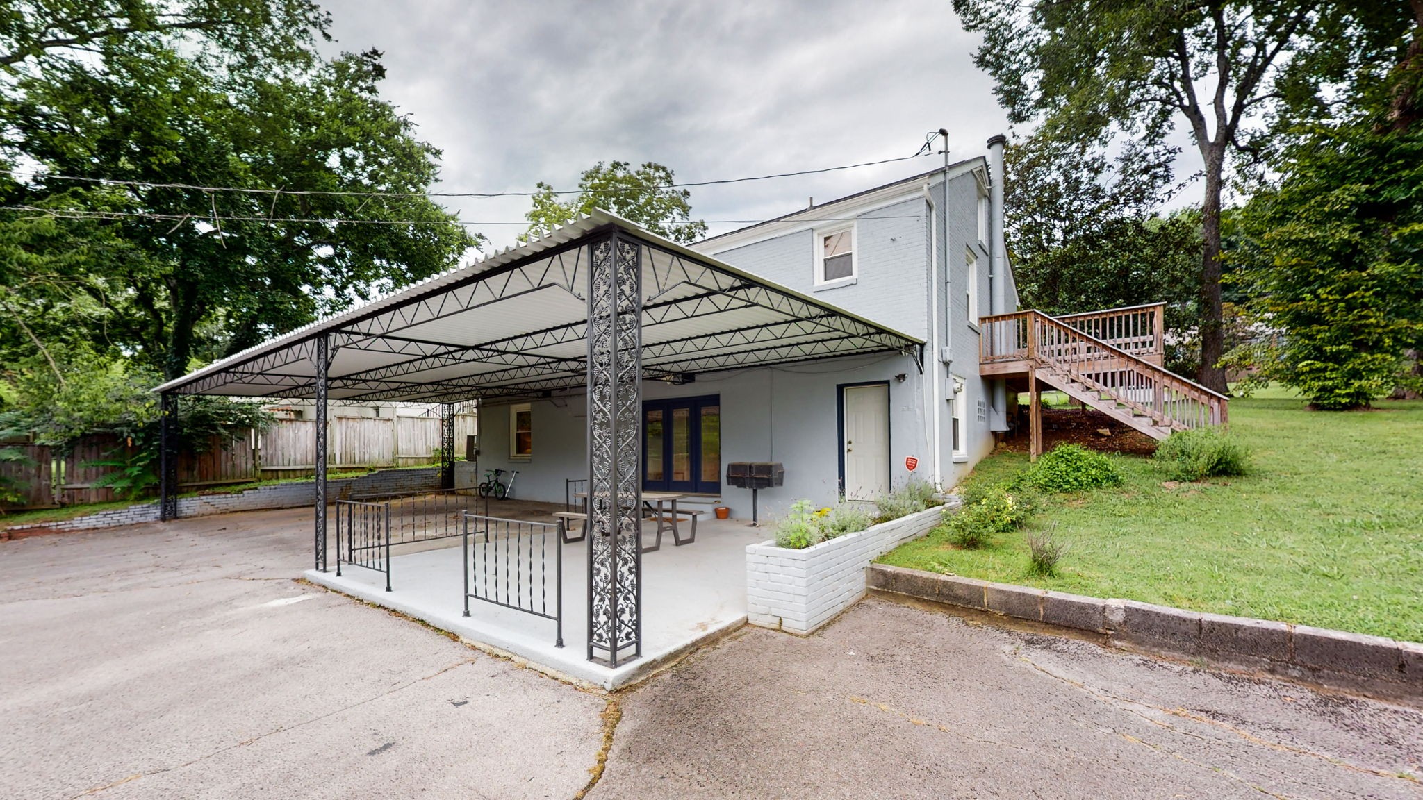 802 Kendall Dr
