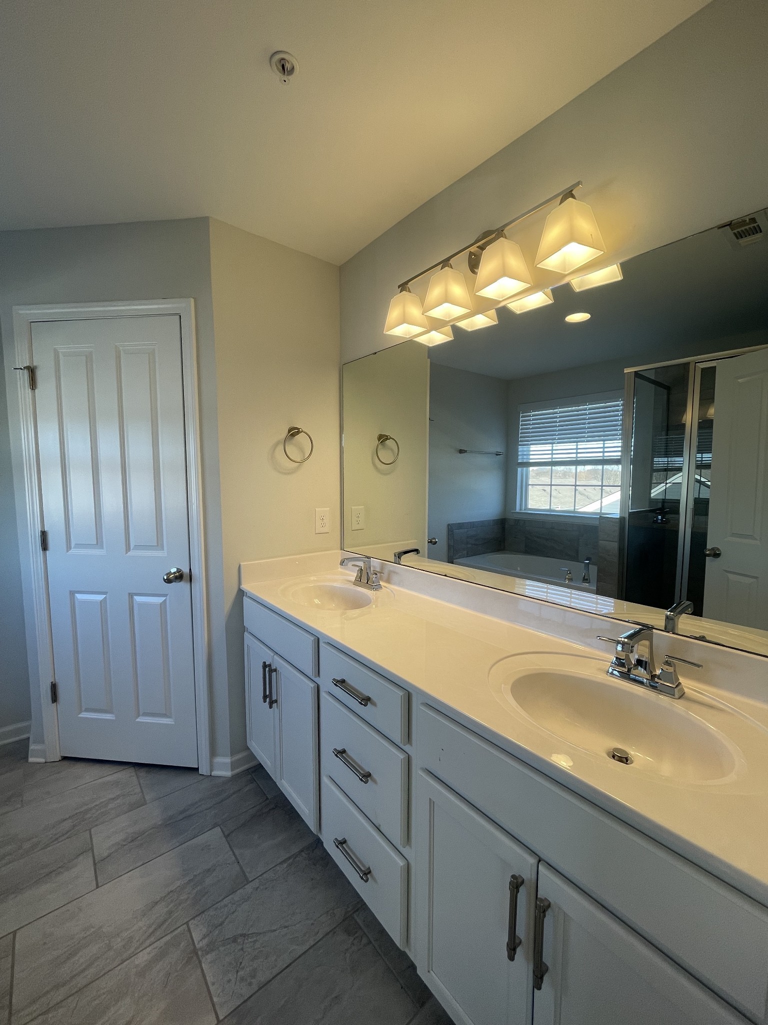 276 Kinsale Dr