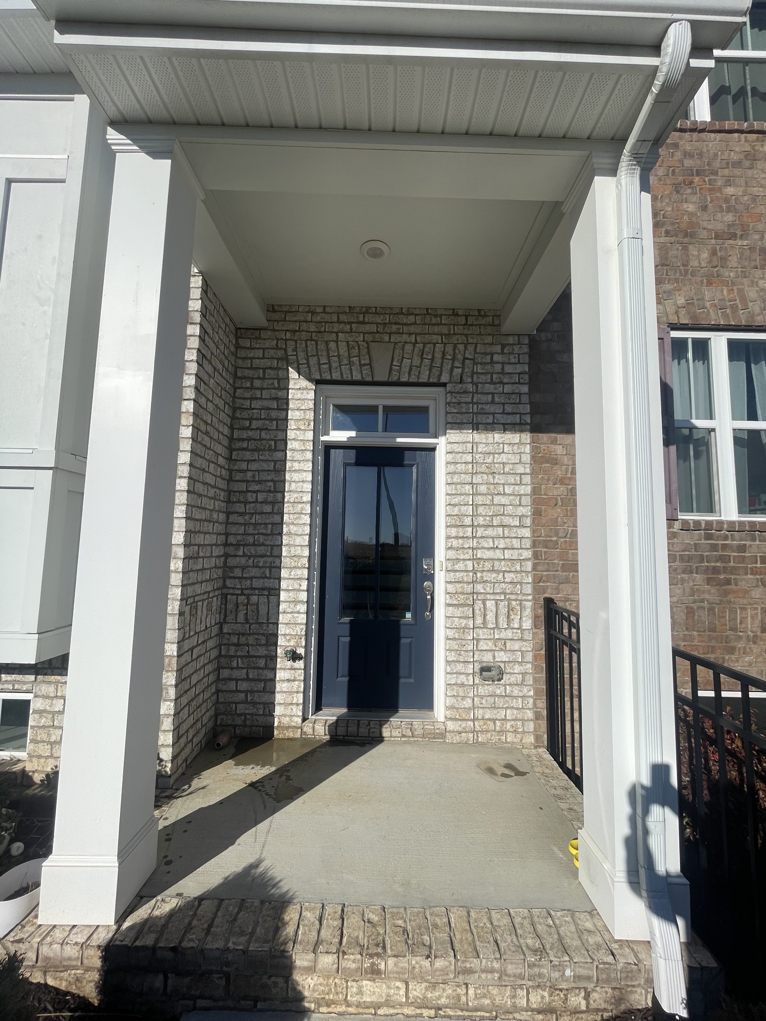276 Kinsale Dr