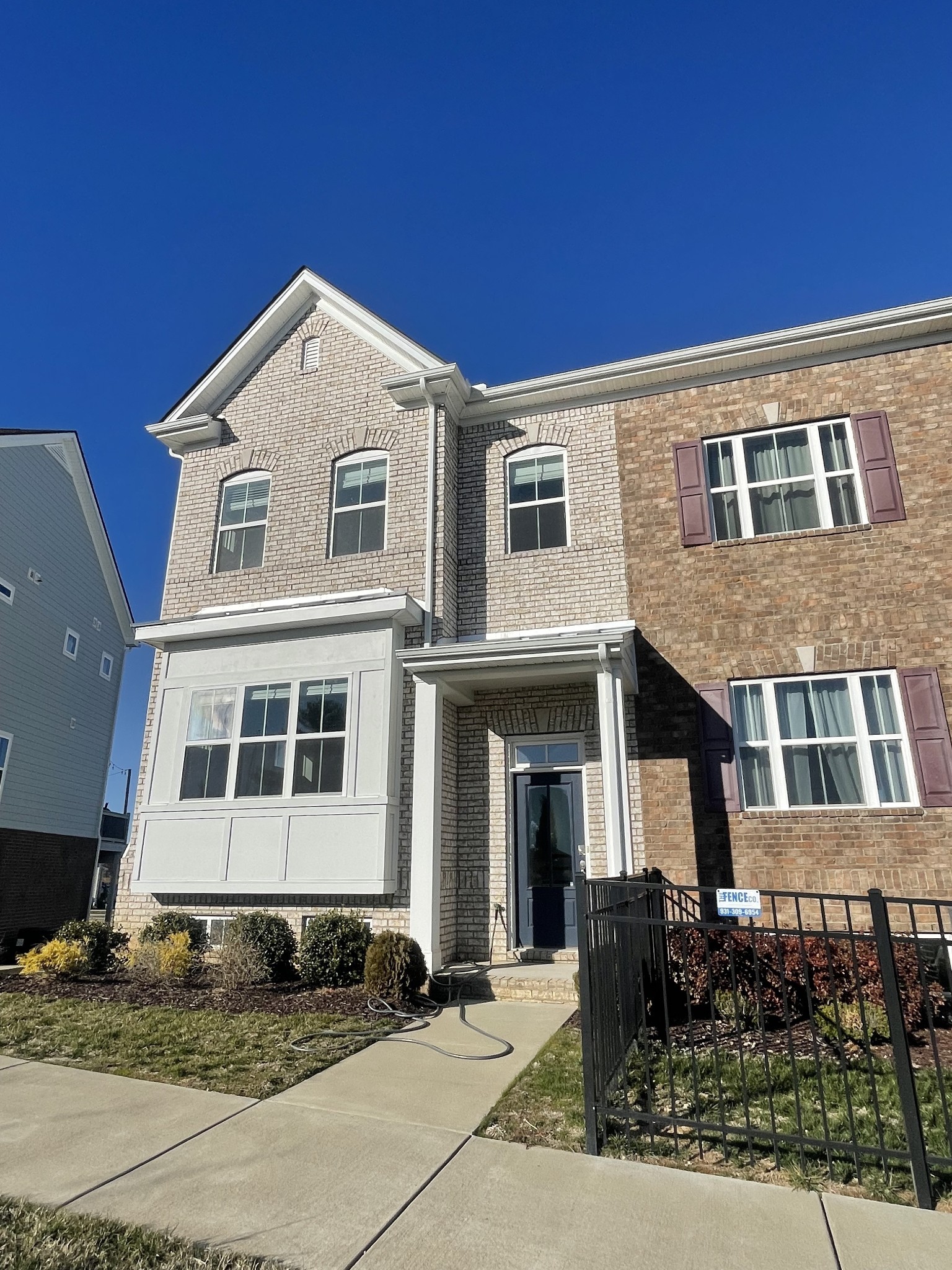 276 Kinsale Dr