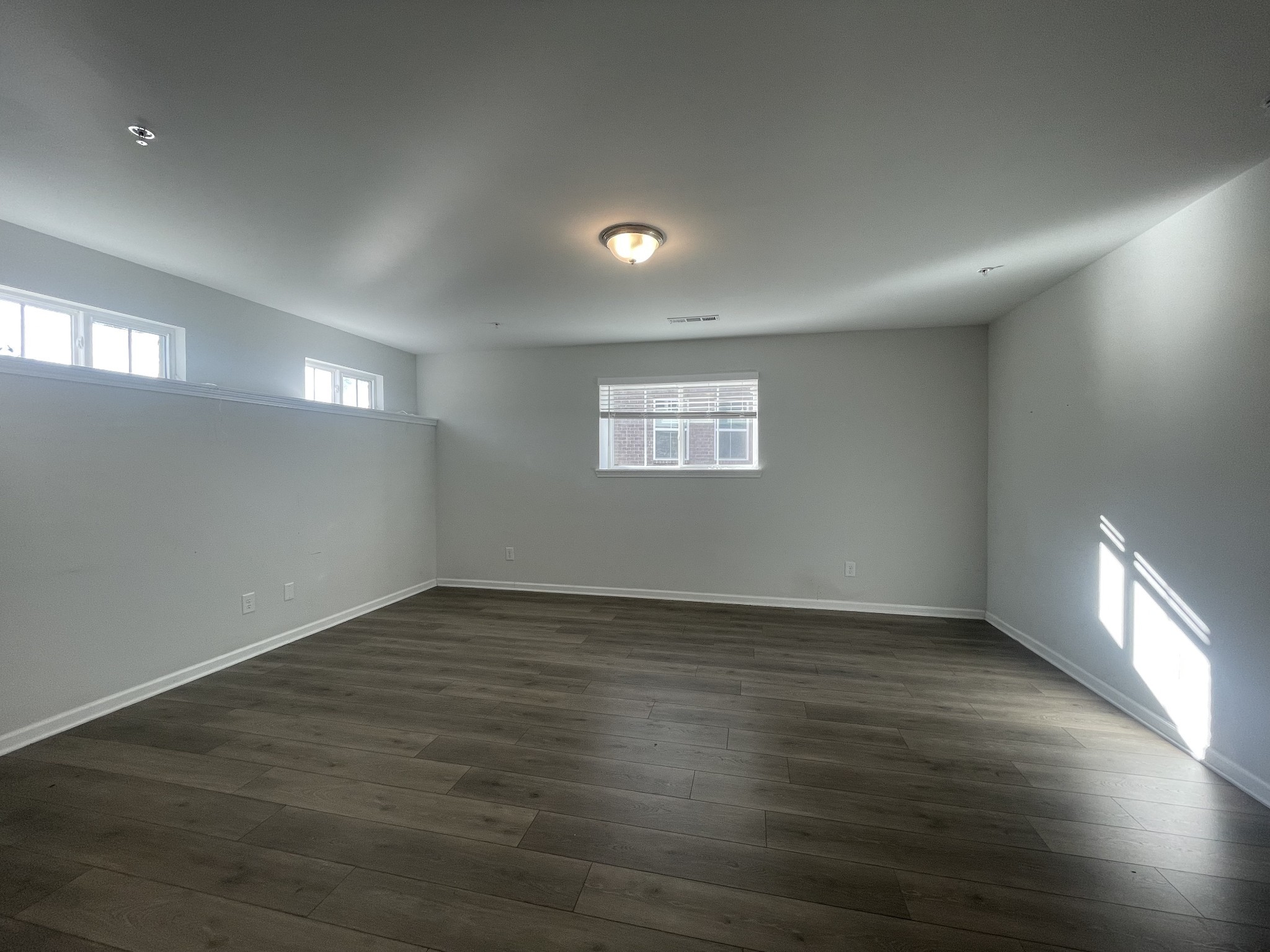 276 Kinsale Dr