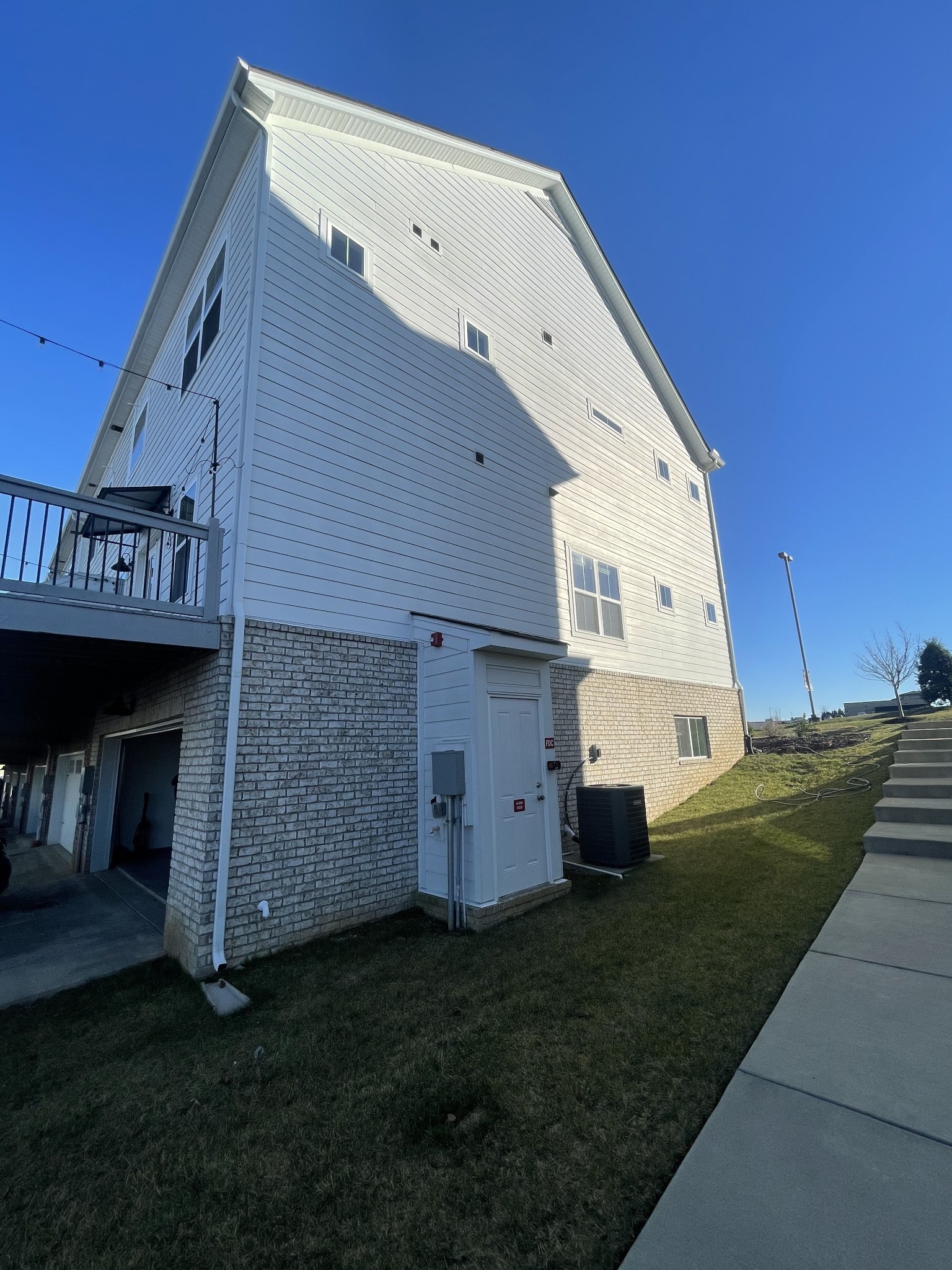 276 Kinsale Dr