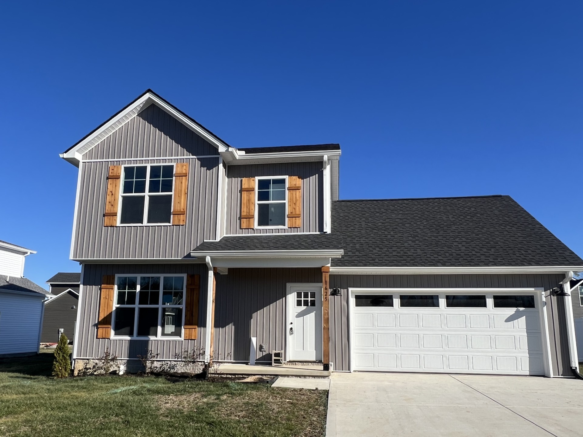 1625 Daly Dr