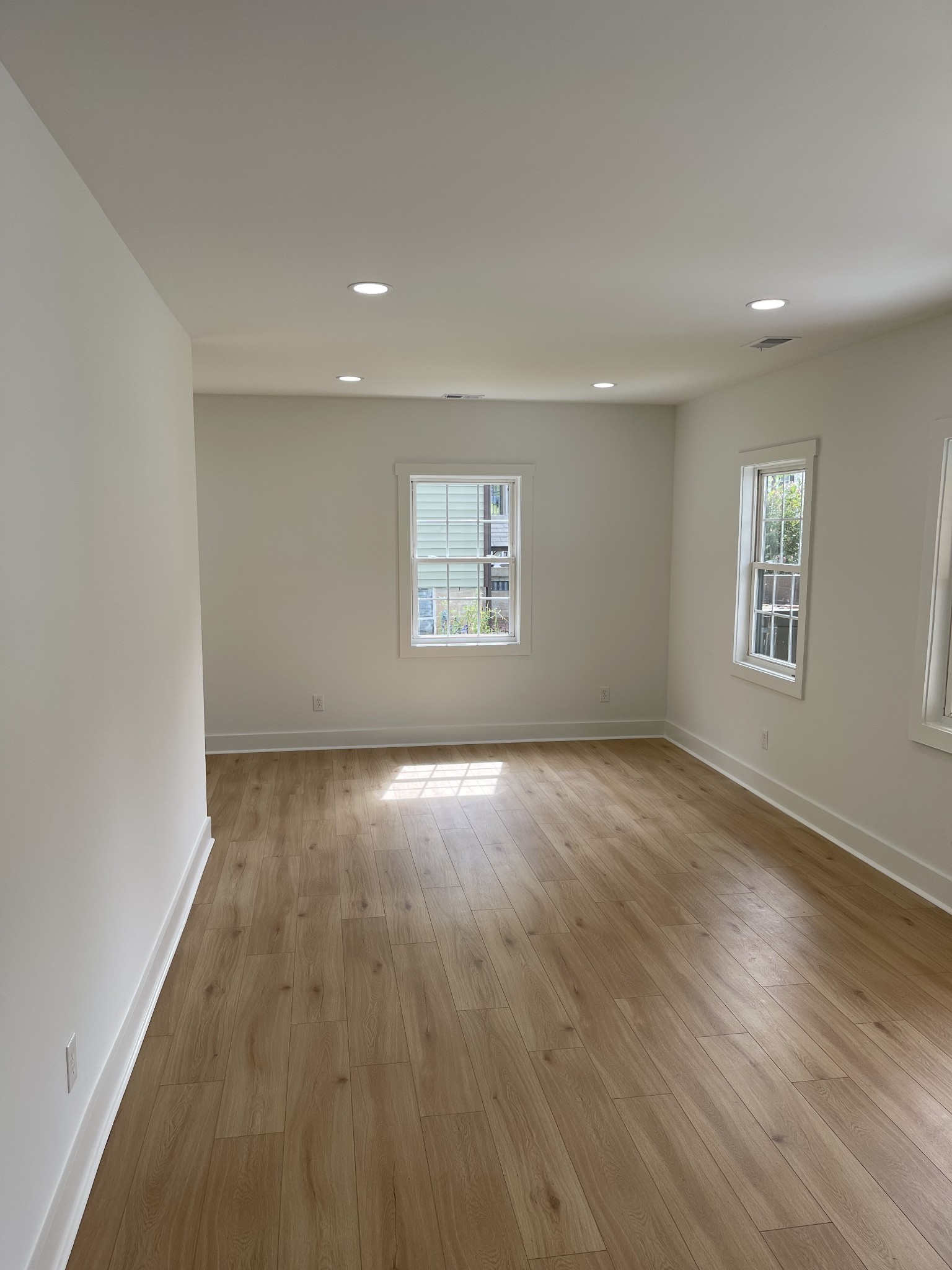 105 Orchard Dr