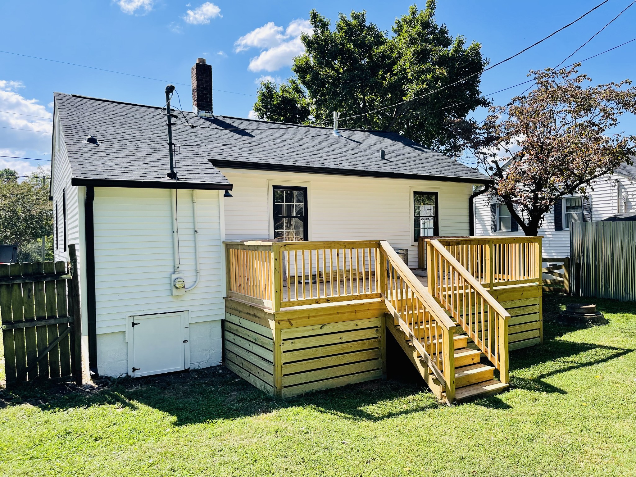 105 Orchard Dr