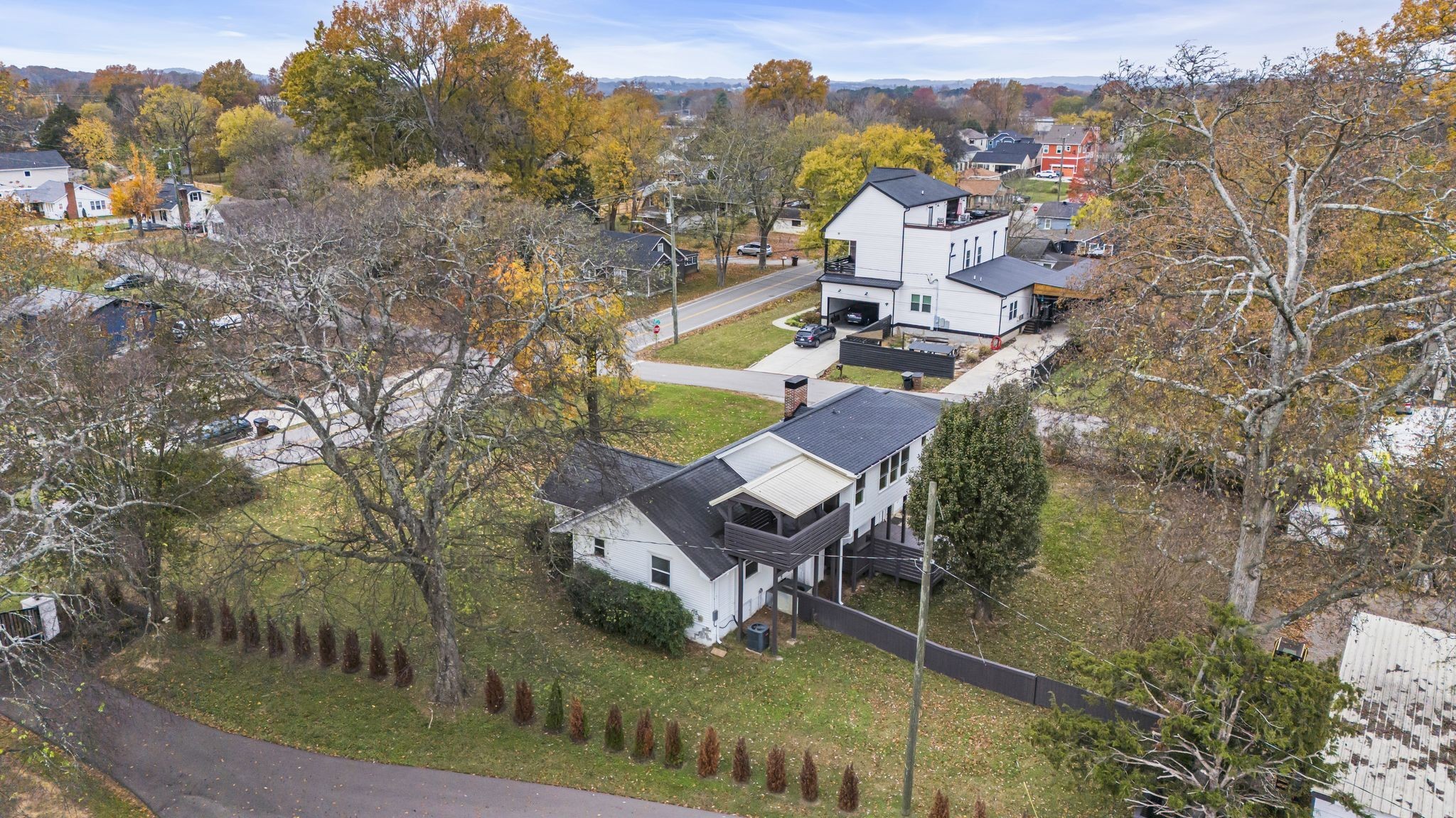 3001 Lakeshore Dr