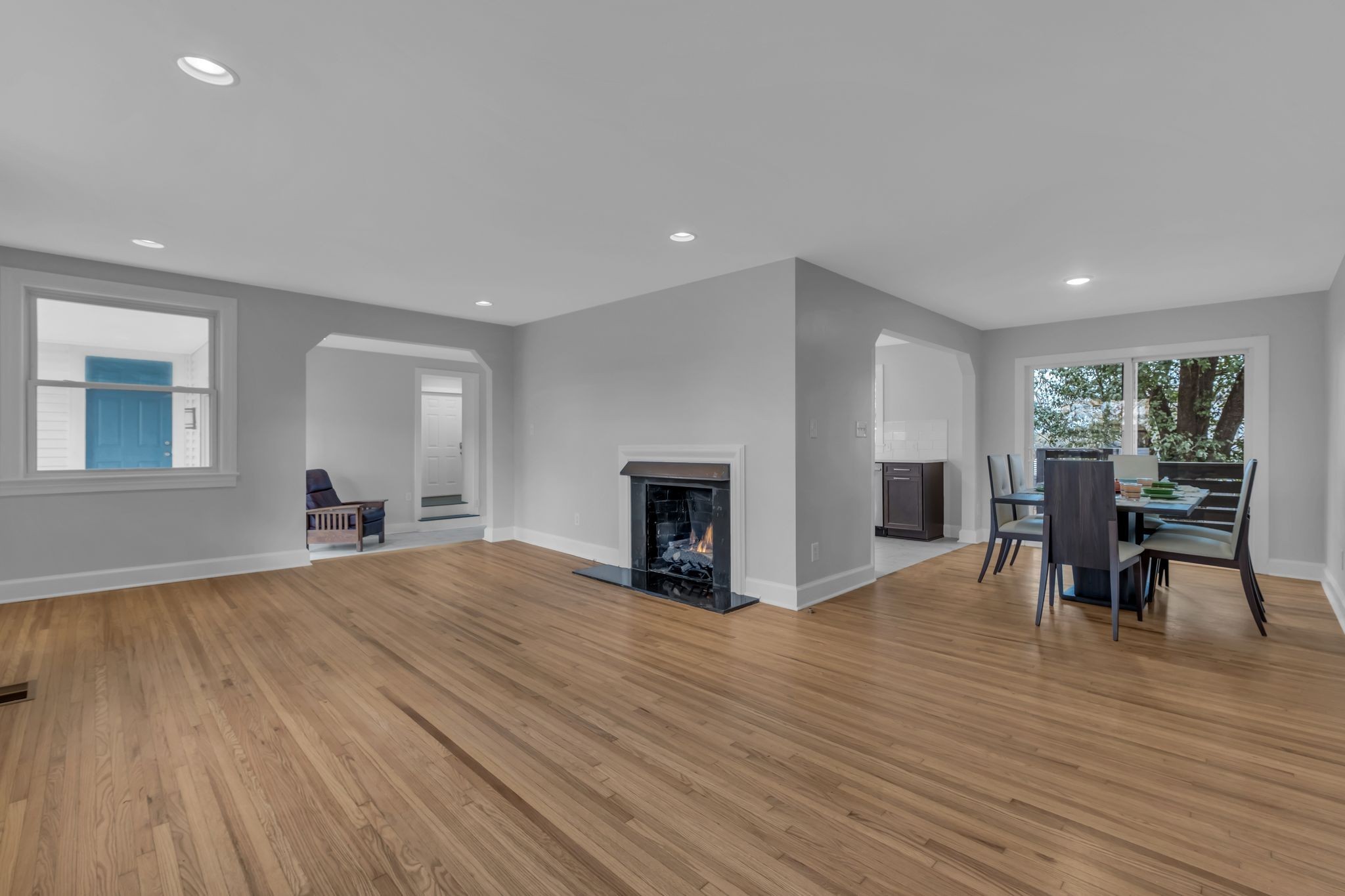 3001 Lakeshore Dr