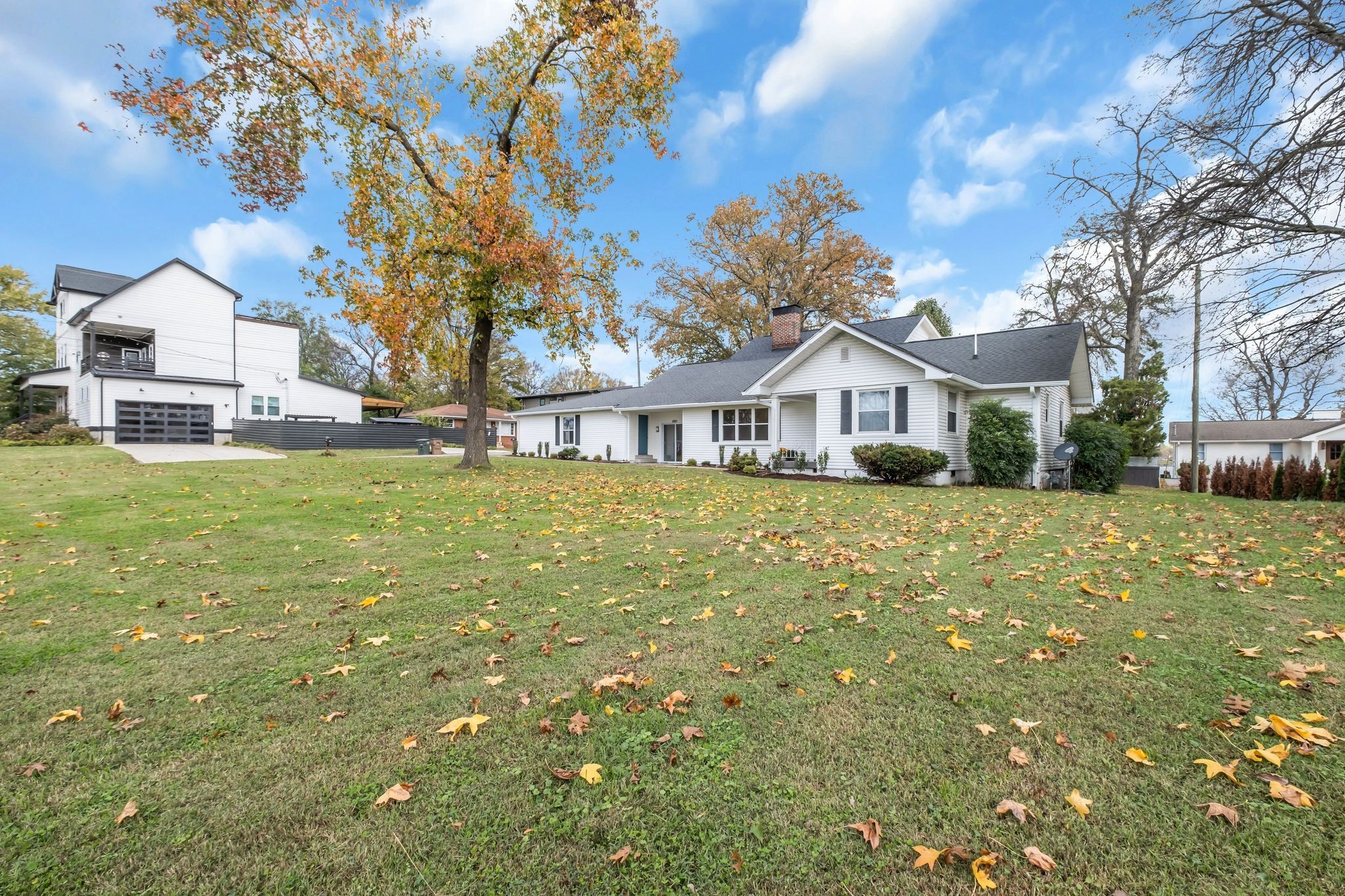 3001 Lakeshore Dr