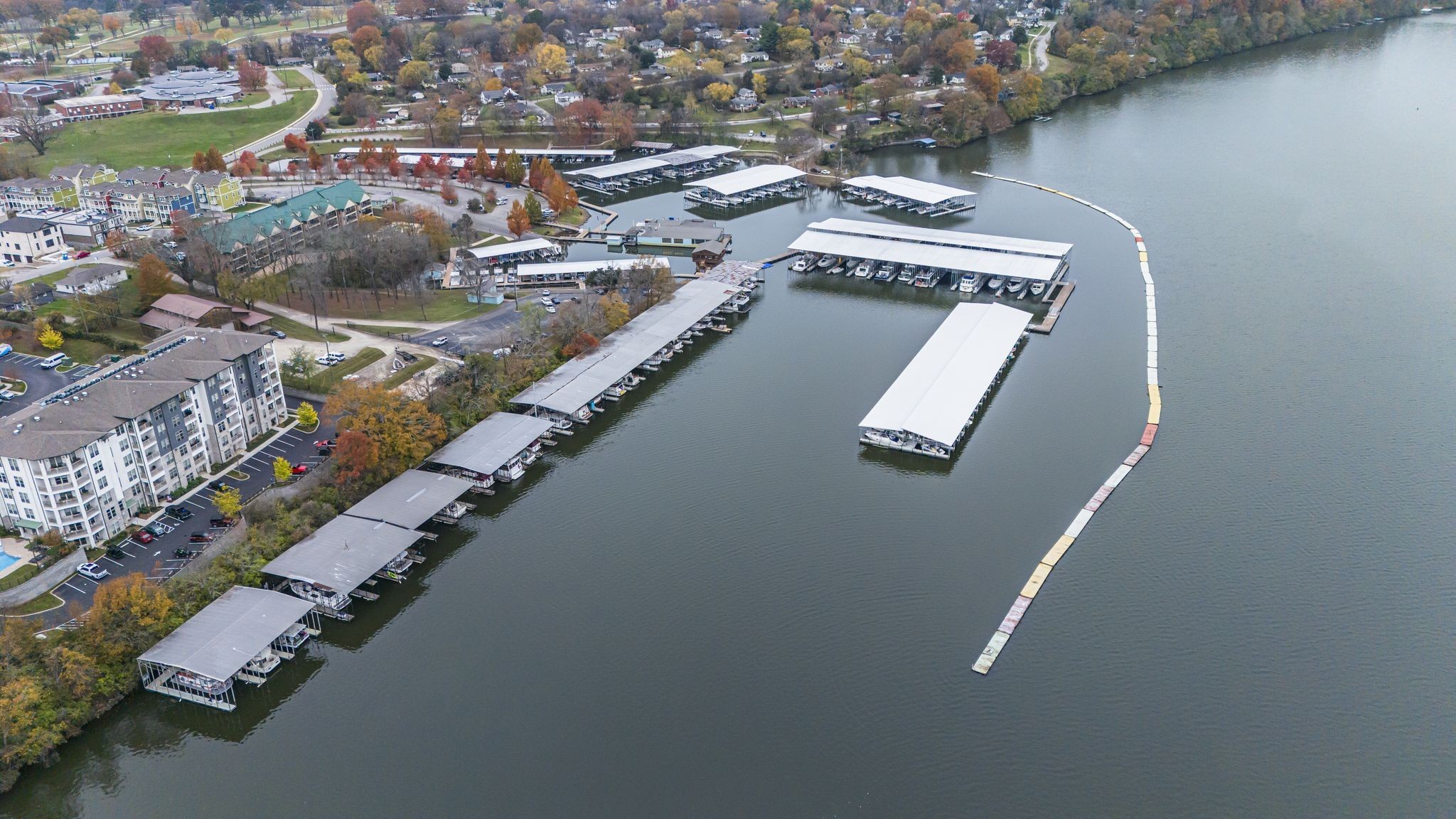 3001 Lakeshore Dr