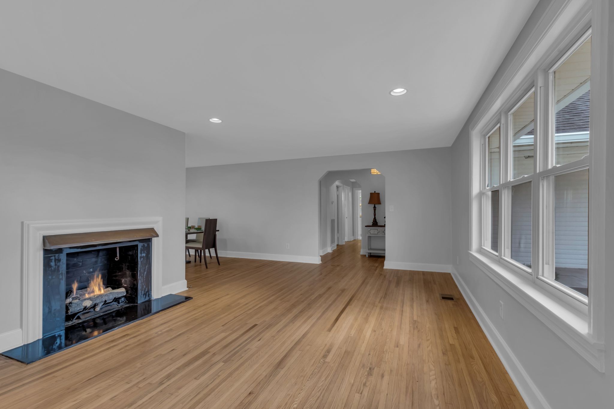 3001 Lakeshore Dr
