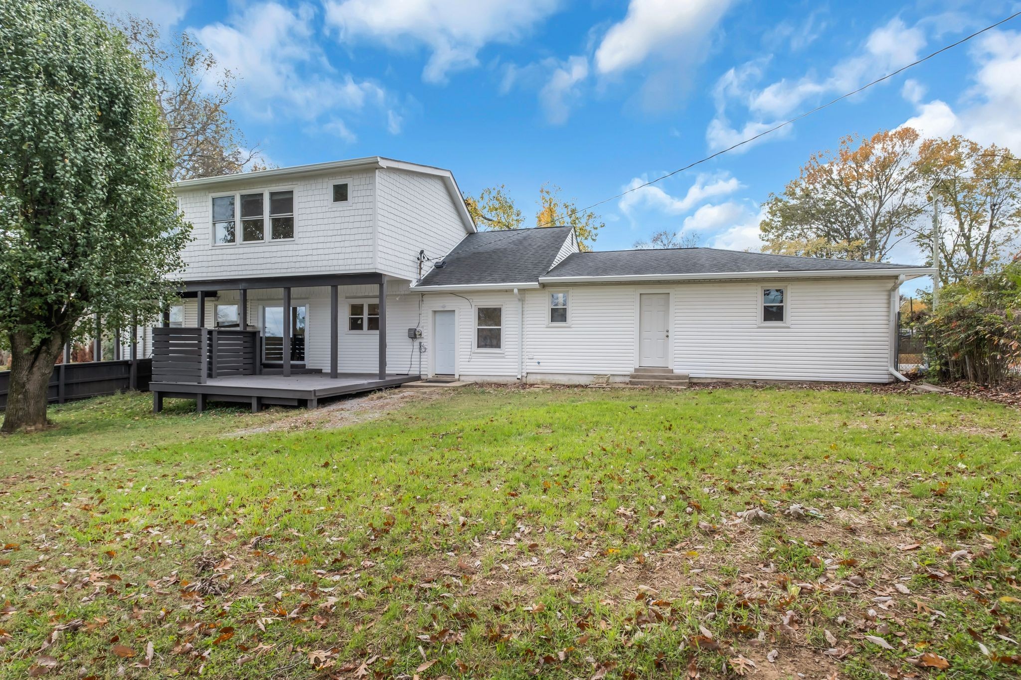 3001 Lakeshore Dr