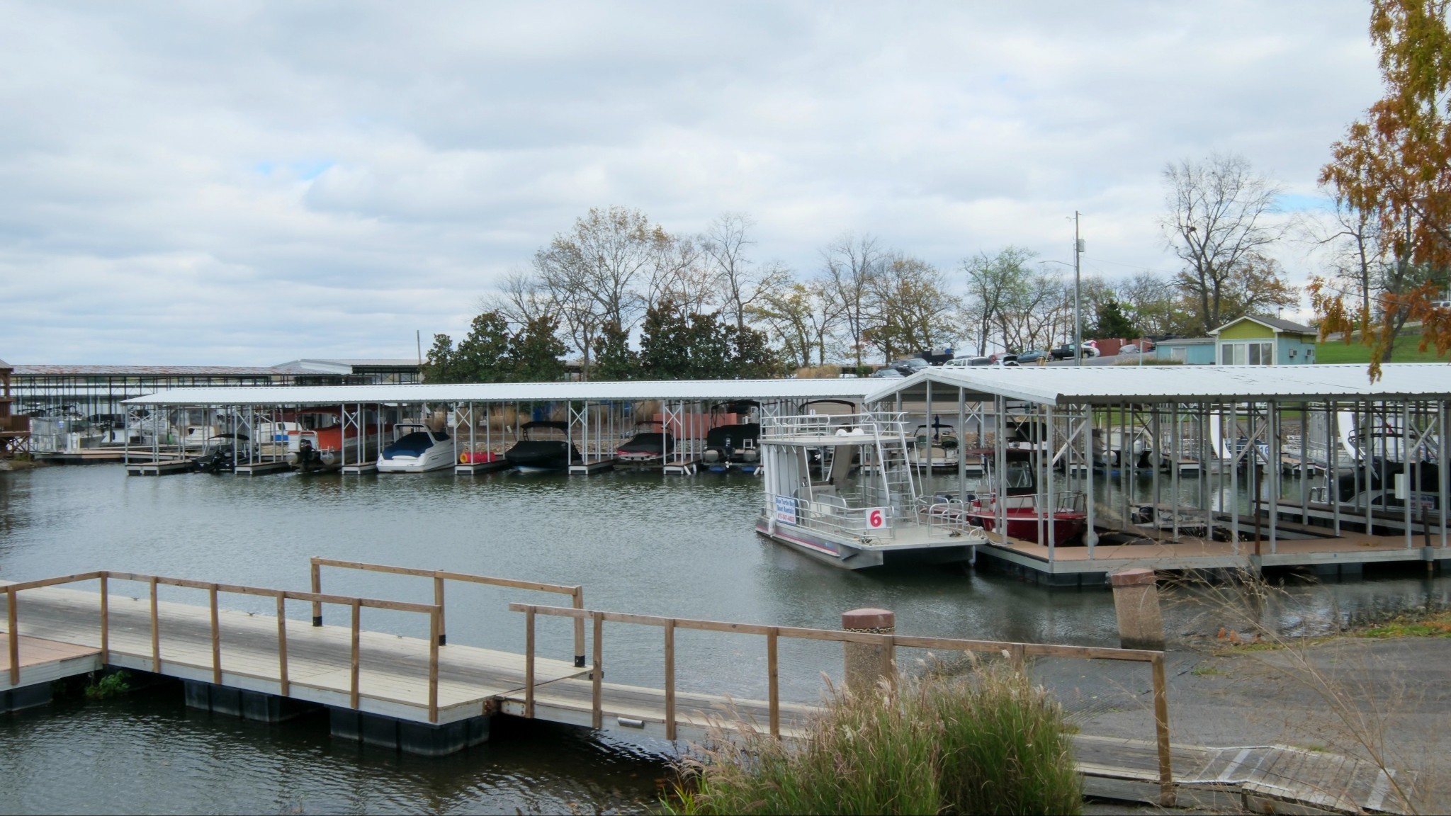 3001 Lakeshore Dr