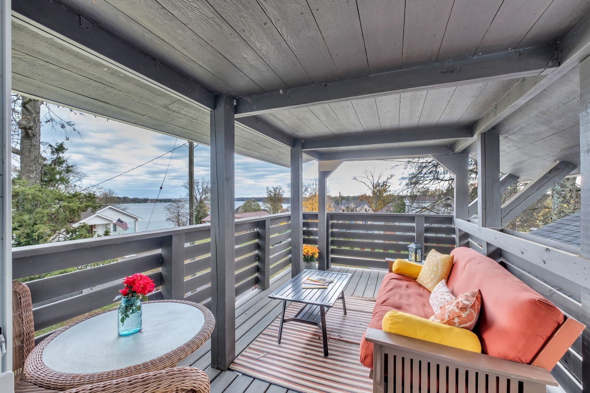 3001 Lakeshore Dr