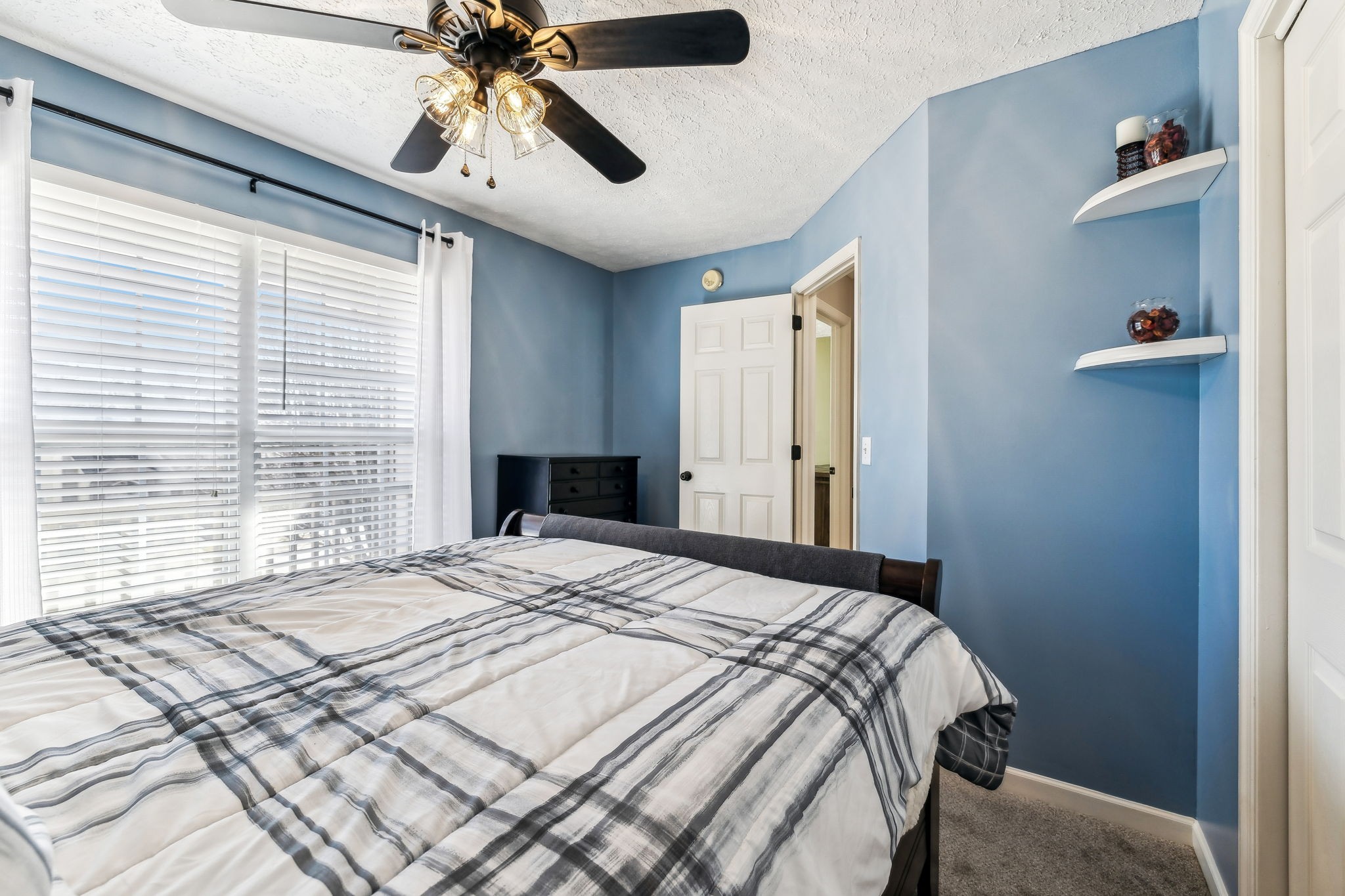 1304 Georgetown Dr