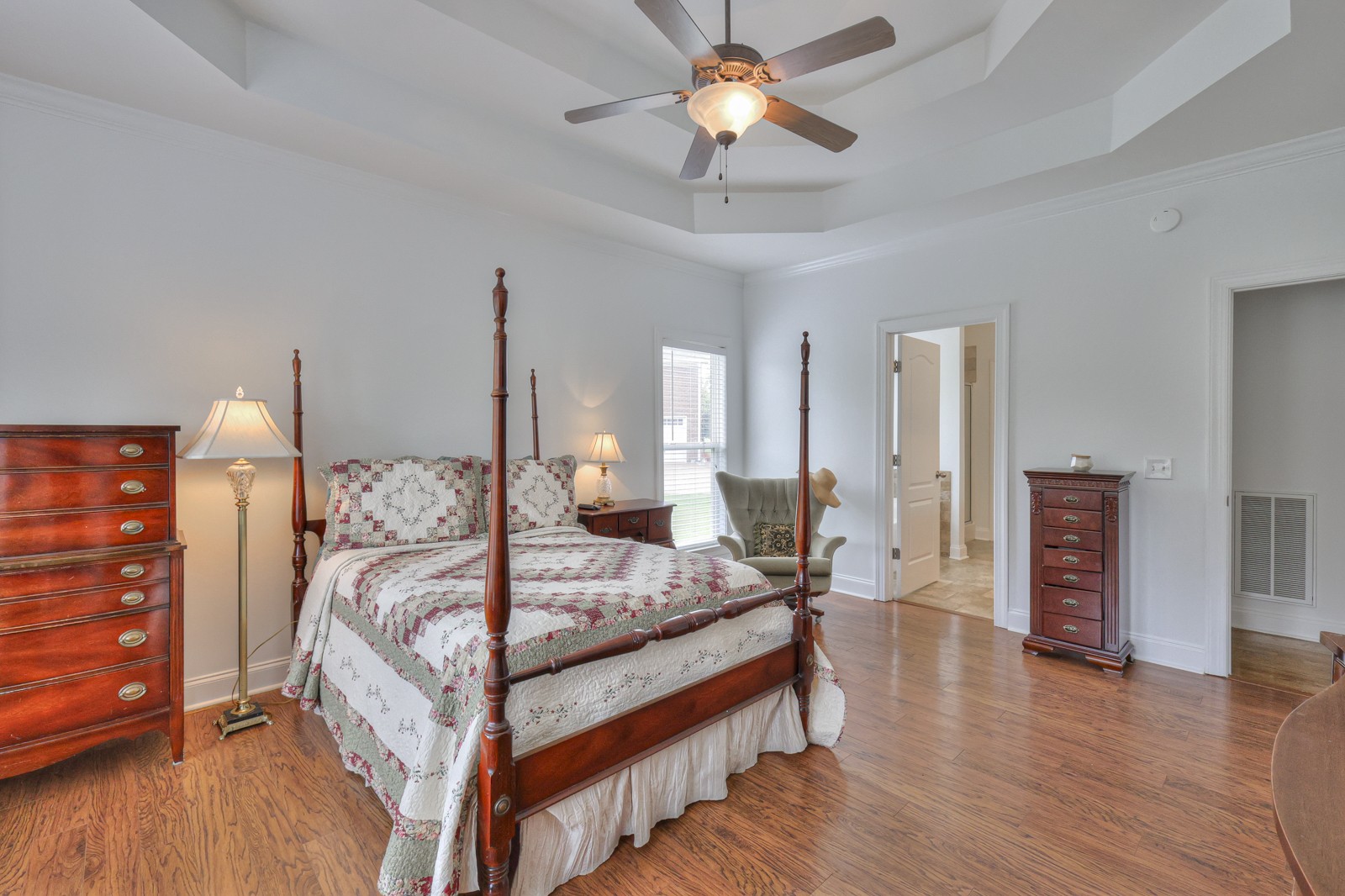 309 Chamblee Ct