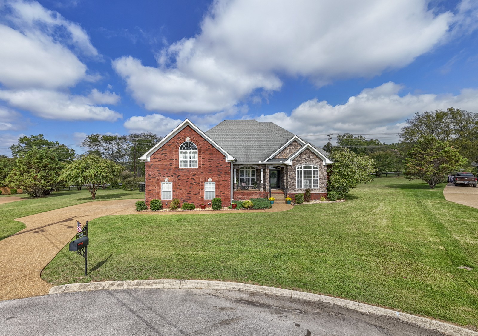 309 Chamblee Ct